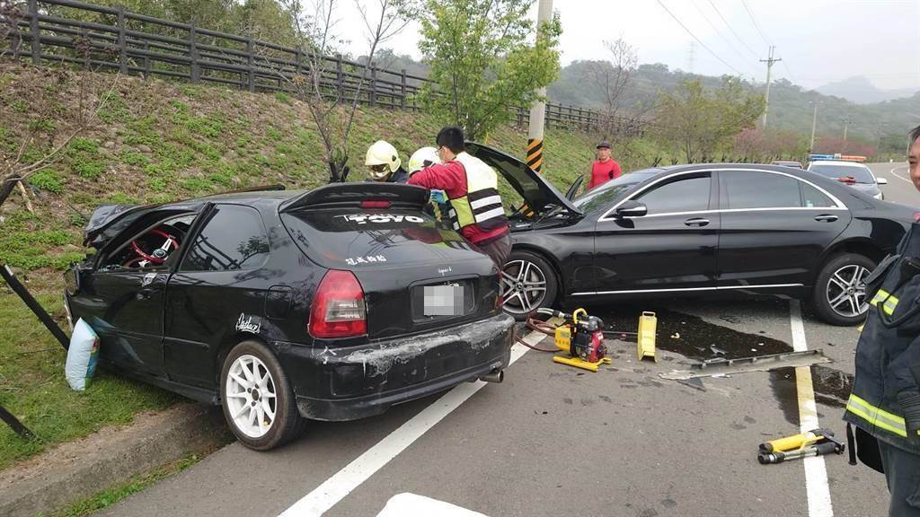 上月（24）日苗栗三灣發生死亡車禍，造成當時車主及兒子喪命，僅有根女的姊姊存活下來。（翻攝畫面）