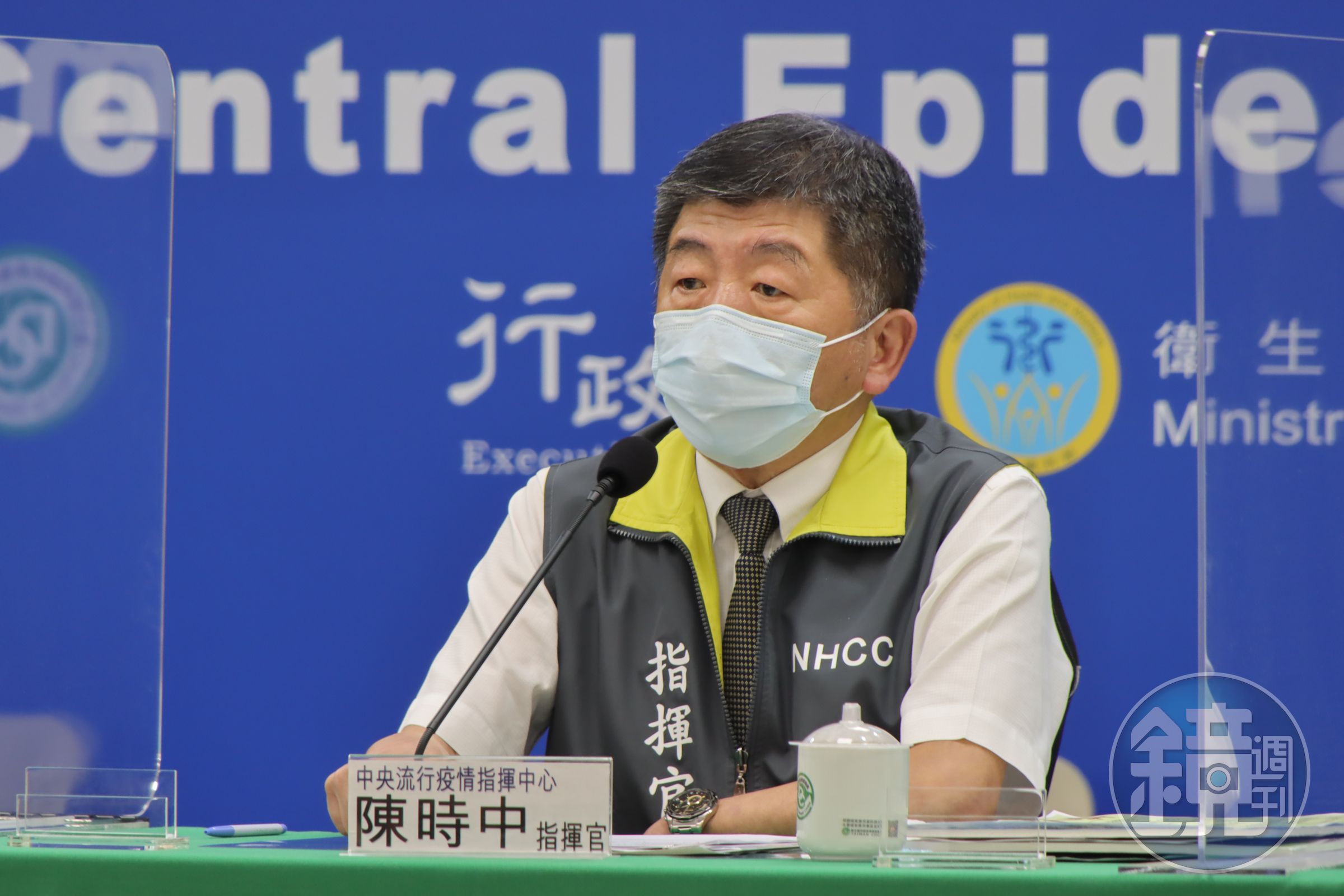 對於施打疫苗陳時中表示，目前都還好，不過坦言「背有點痠痠的」，但不清楚是否為心理作用。（指揮中心提供）