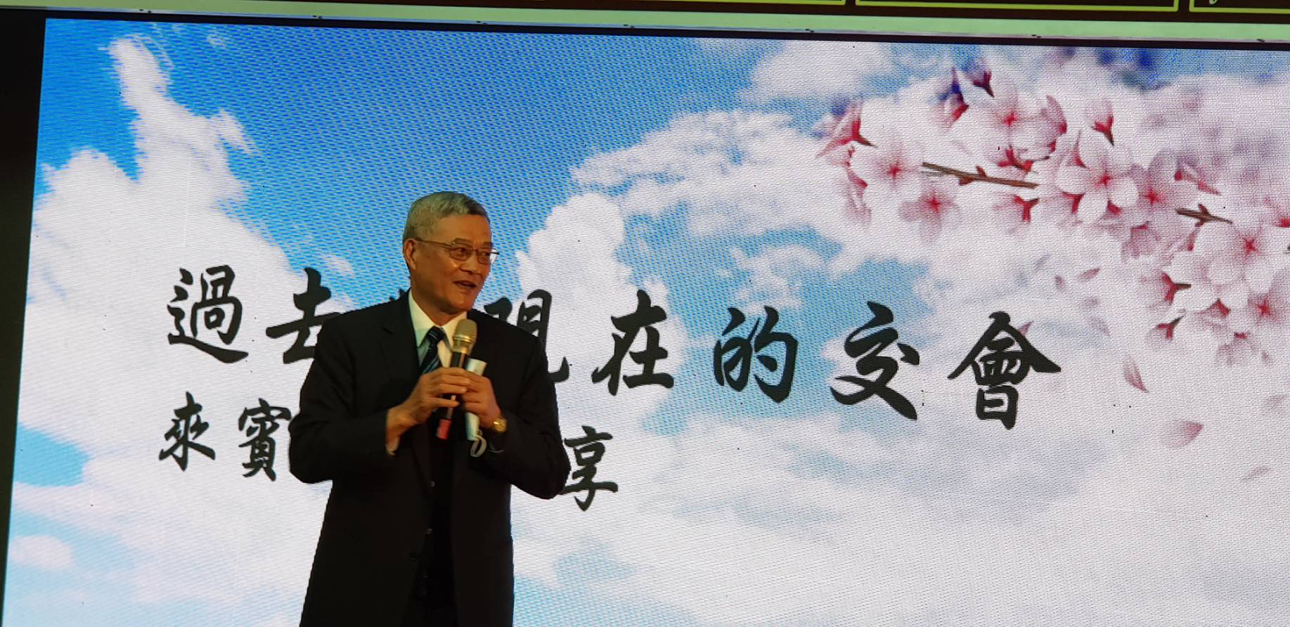 曾任宜檢檢察長的台南高分檢察長張清雲及花蓮高分檢檢察長費玲玲代表致詞時也回憶昔日任職宜檢的點點滴滴，場面倍感溫馨。  