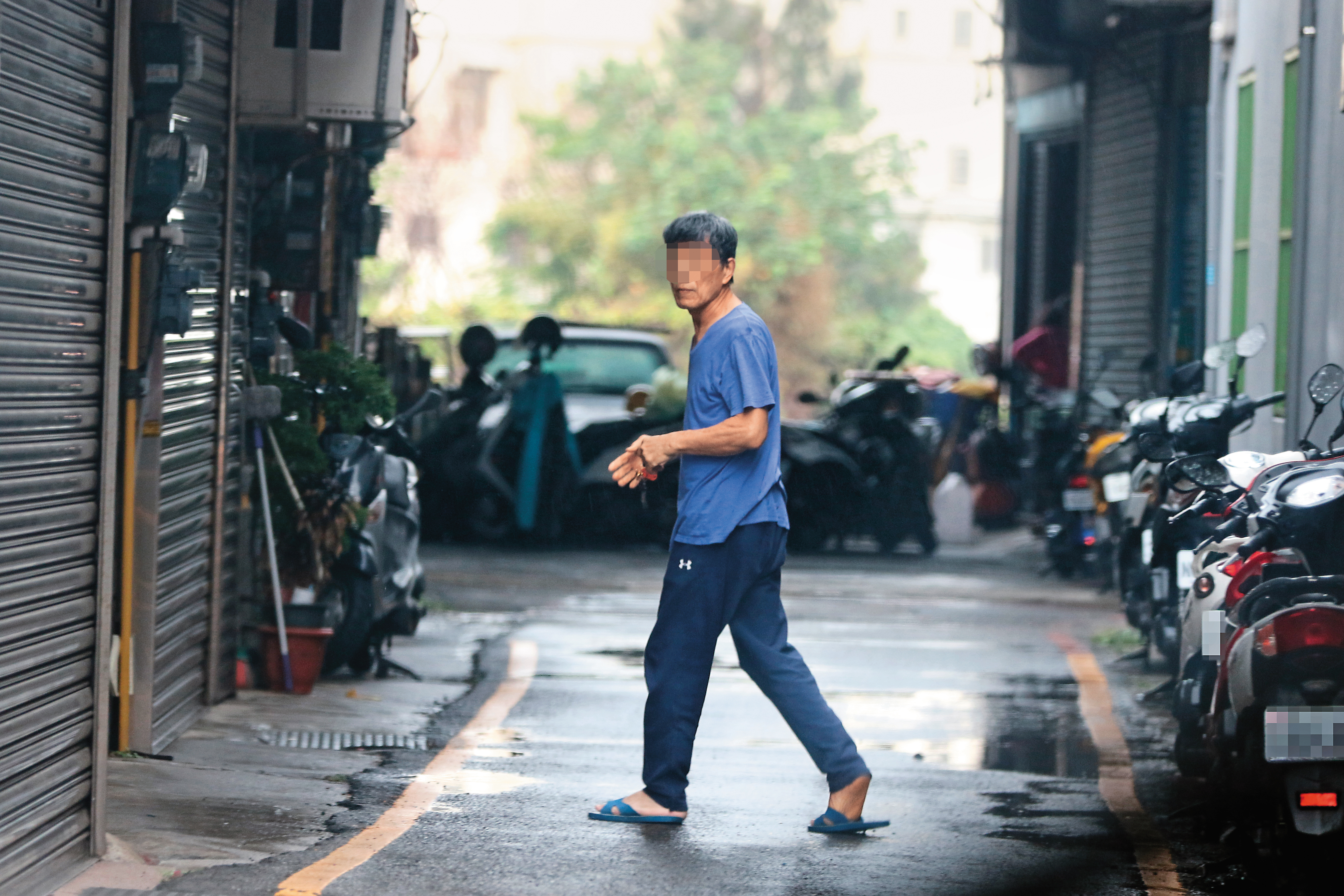 原愛與江宏傑婚變，引起外界關注，江宏傑一家也嚴陣以待。圖為江宏傑父親。