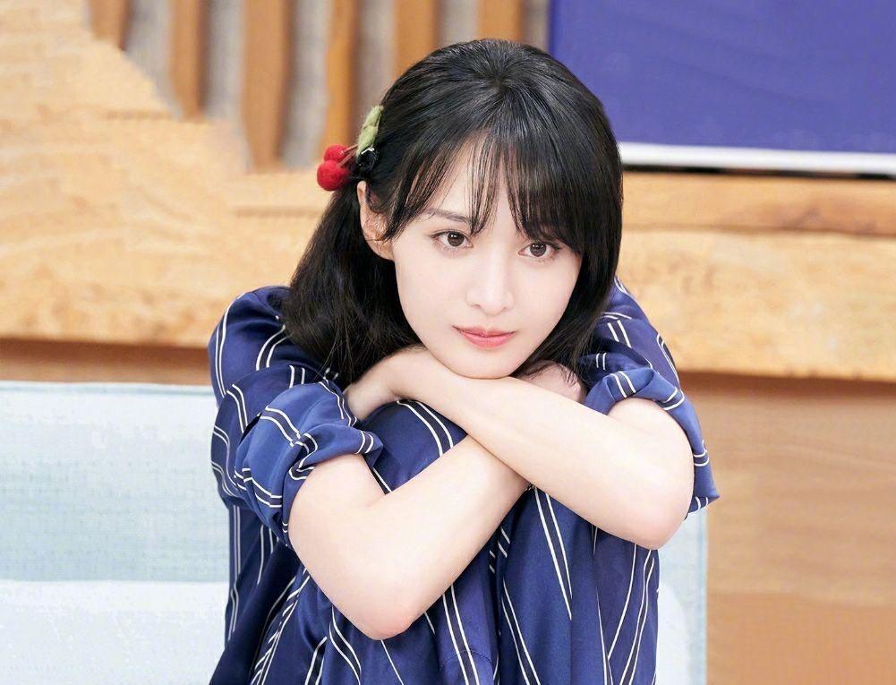 鄭爽親自出席在美國扶養權官司。(翻攝自鄭爽微博)