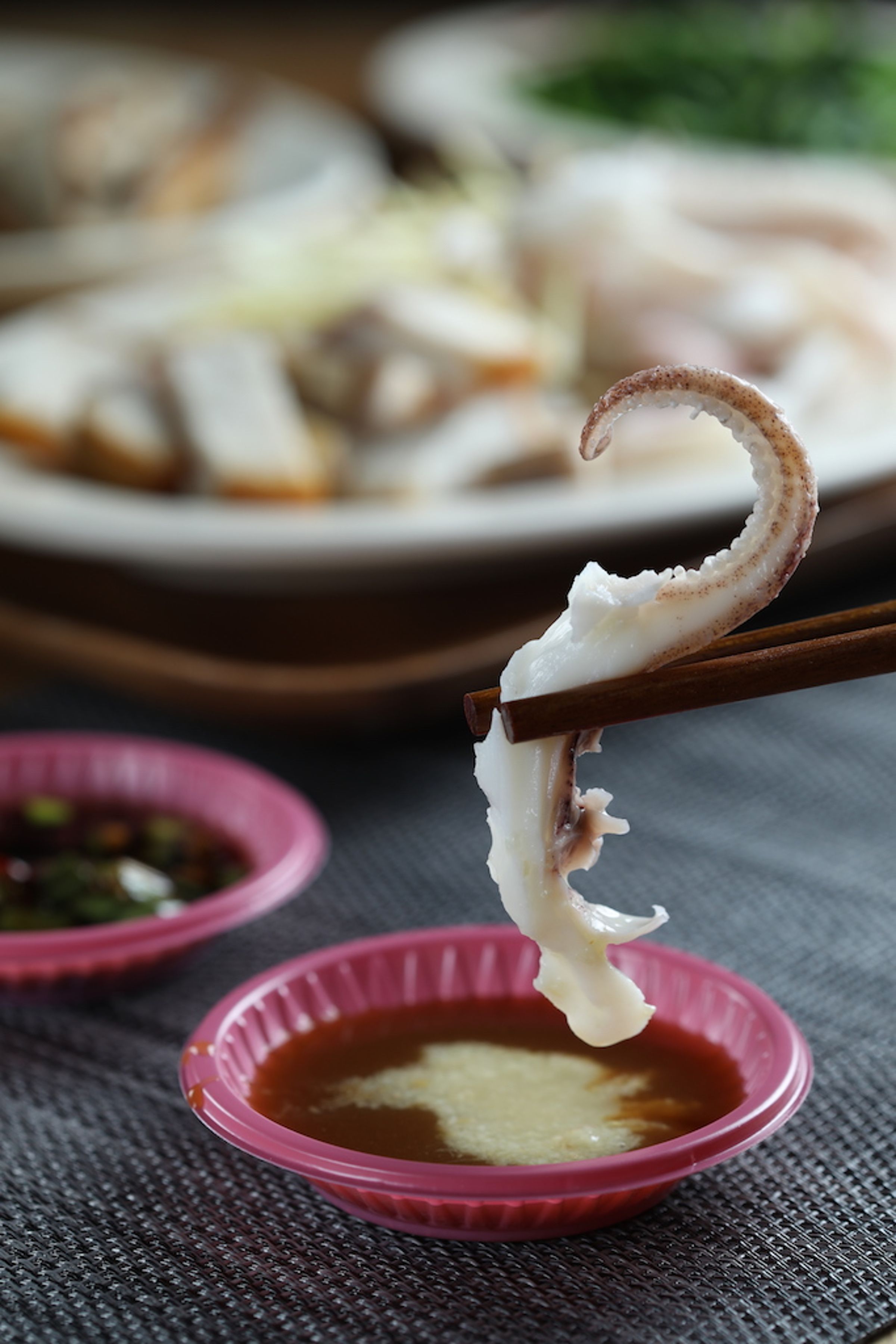 切仔料「小卷」，原味Q脆。（80元／份）