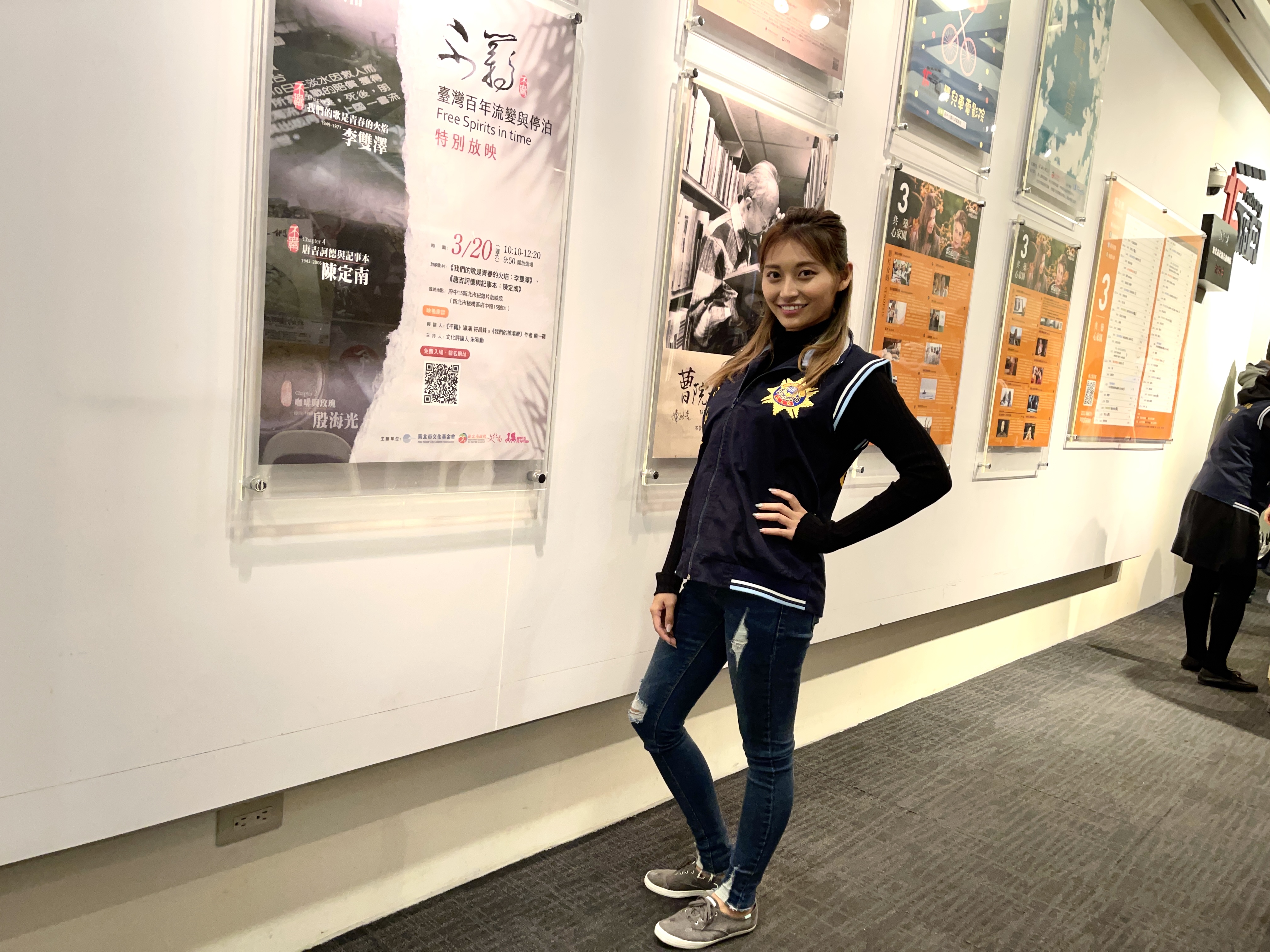 祈錦鈅出席「少年ㄟ，咱來去看電影」宣導反毒、反暴力、反飆車及反霸凌活動。（固力狗娛樂）