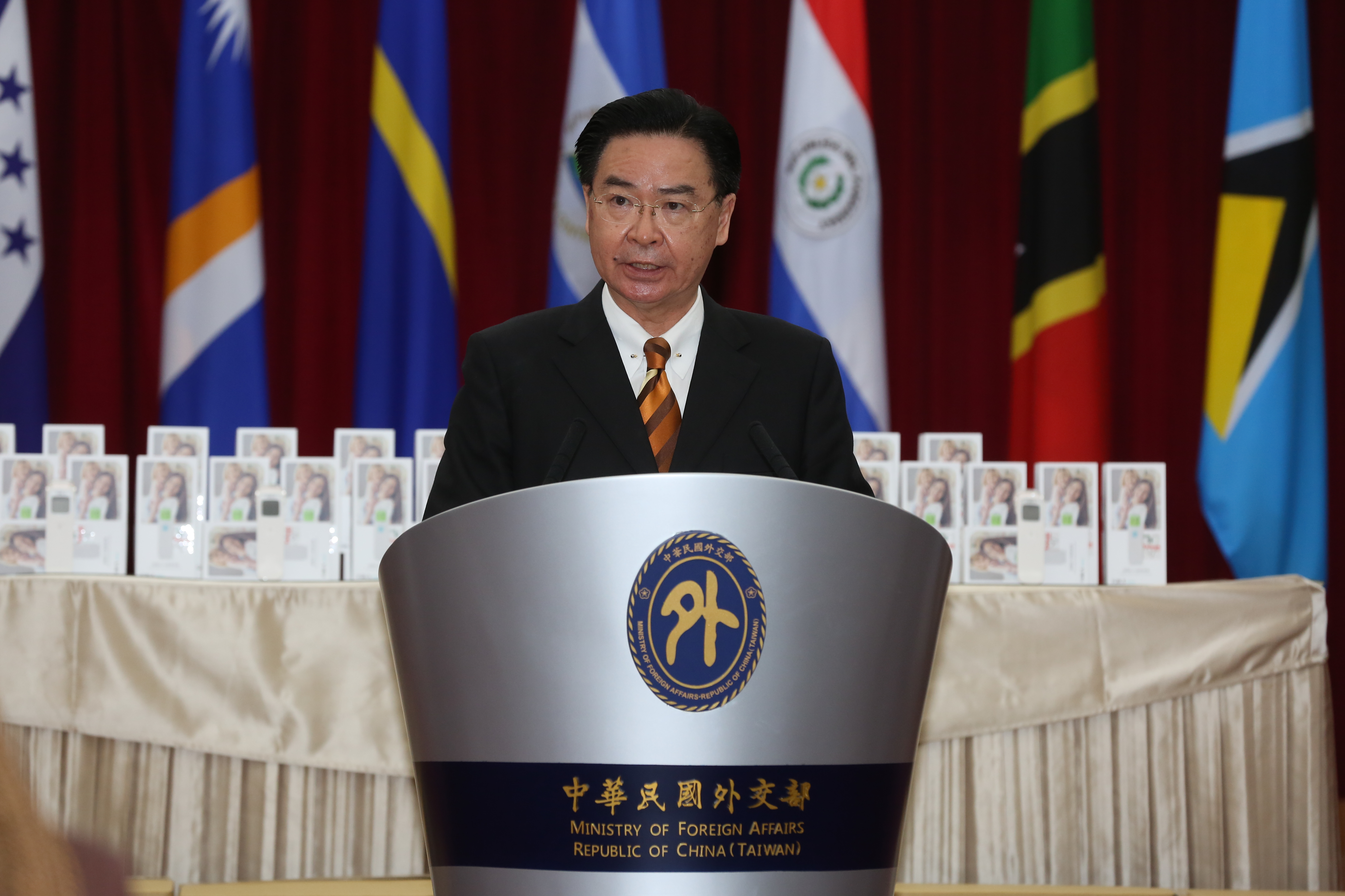 外交部表示，已有9個駐外館處完成人員施打疫苗，還有17國駐外人員仍在規劃中施打。（資料照）