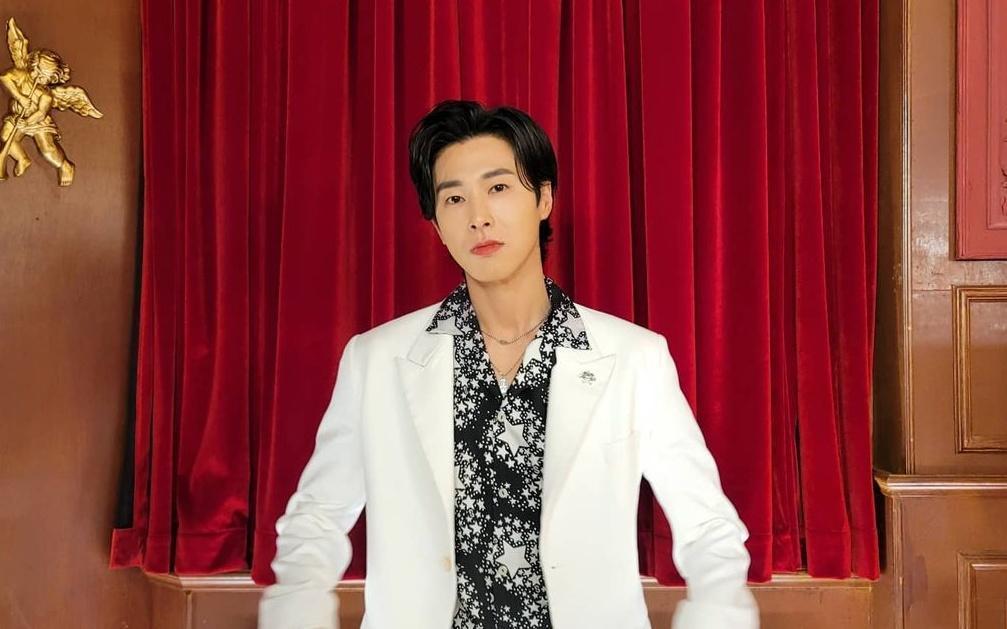 東方神起允浩因違反社會防疫規定，遭警方調查。（翻攝自允浩IG）