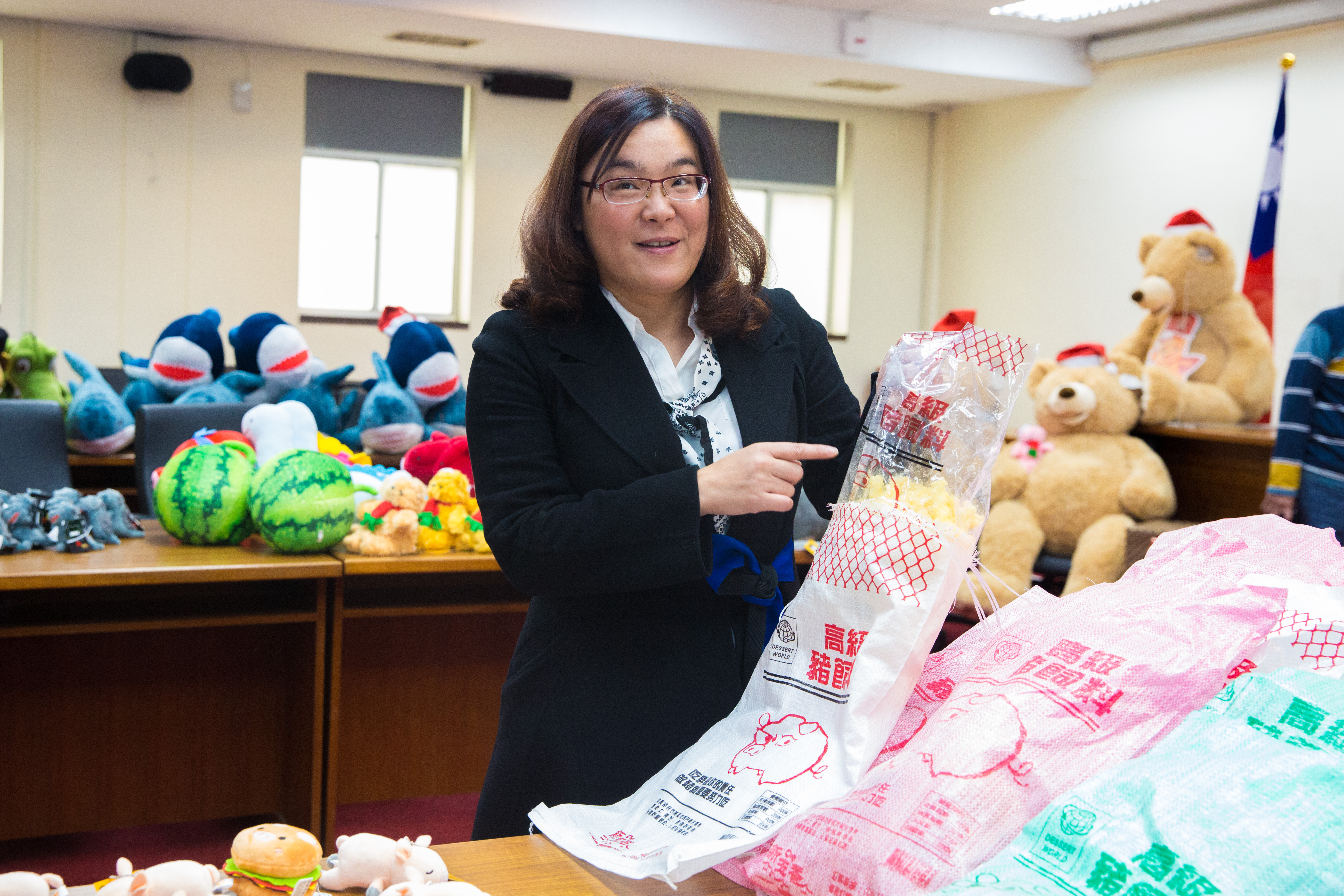 立委陳玉珍近期被週刊直擊與一位身材高壯男子深夜散步，今天她澄清「那個不是我男友！」（本刊資料照）