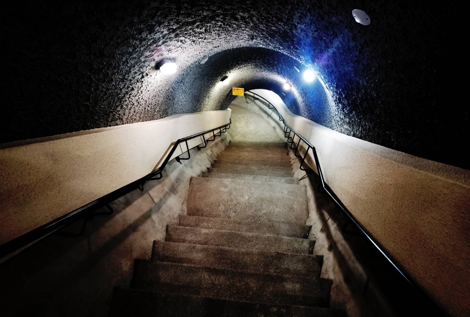 東密道內部與西密道不同，沒有大眾熟悉的滑梯段。（圓山大飯店提供）