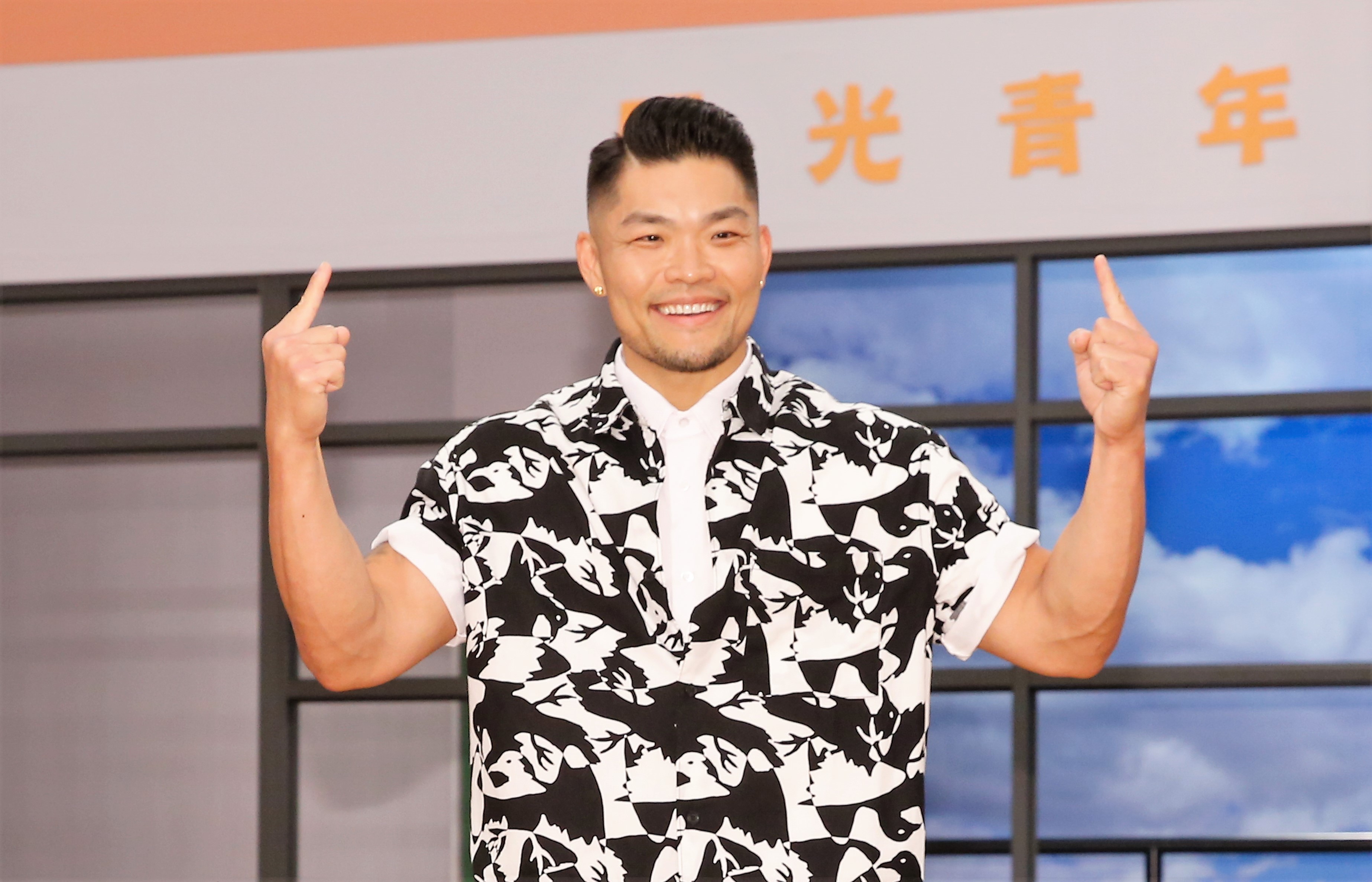 李玖哲坦言江宏傑爆發婚變後有私訊慰問。