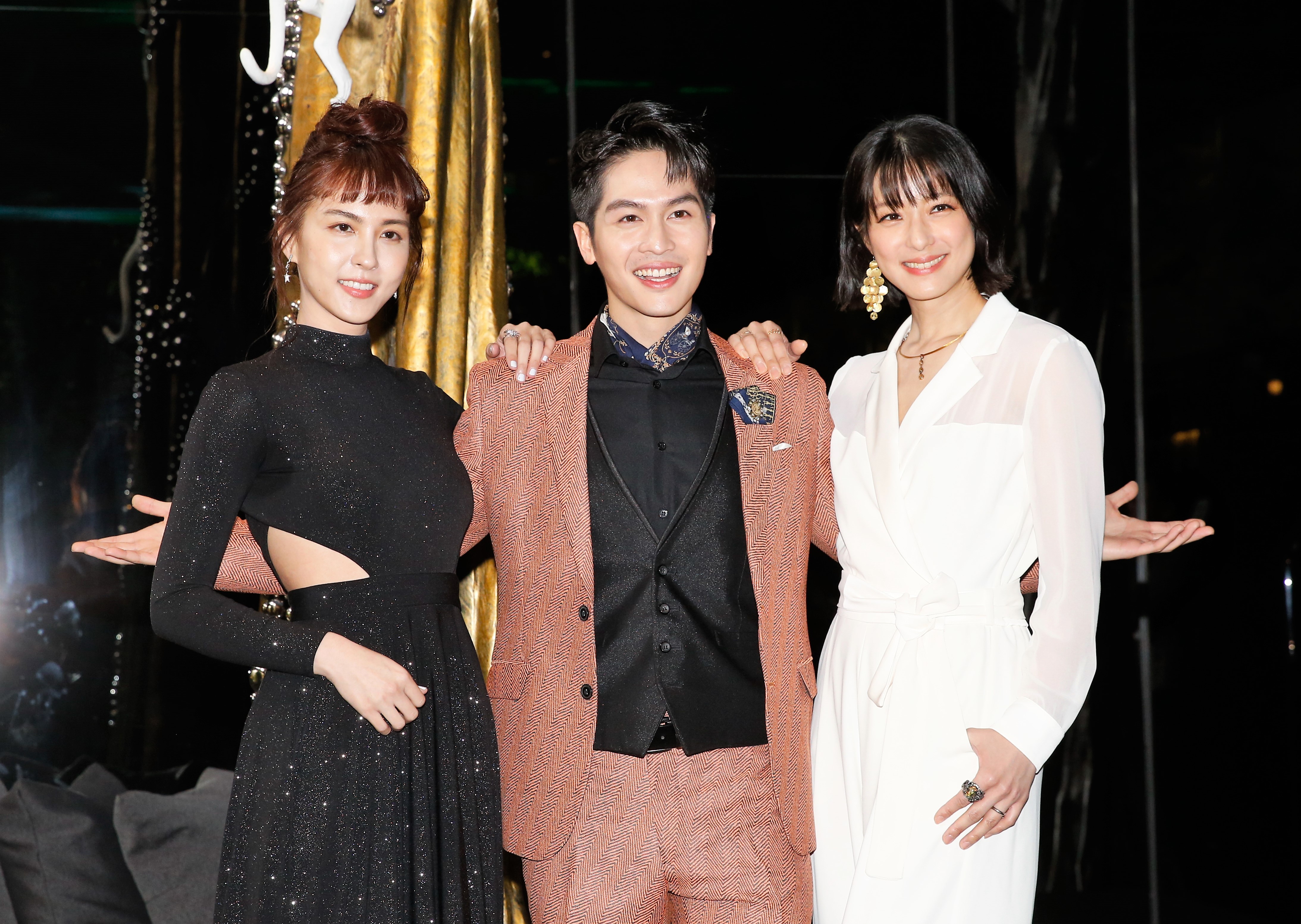 （左起）魏蔓、林孫煜豪、賴雅妍飾演出身豪門的「三隻小豬」。