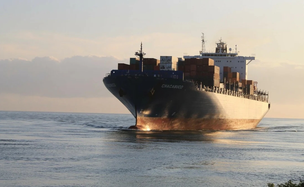 以色列一艘貨輪疑似遭到伊朗軍艦的飛彈攻擊。（示意圖，pixabay）