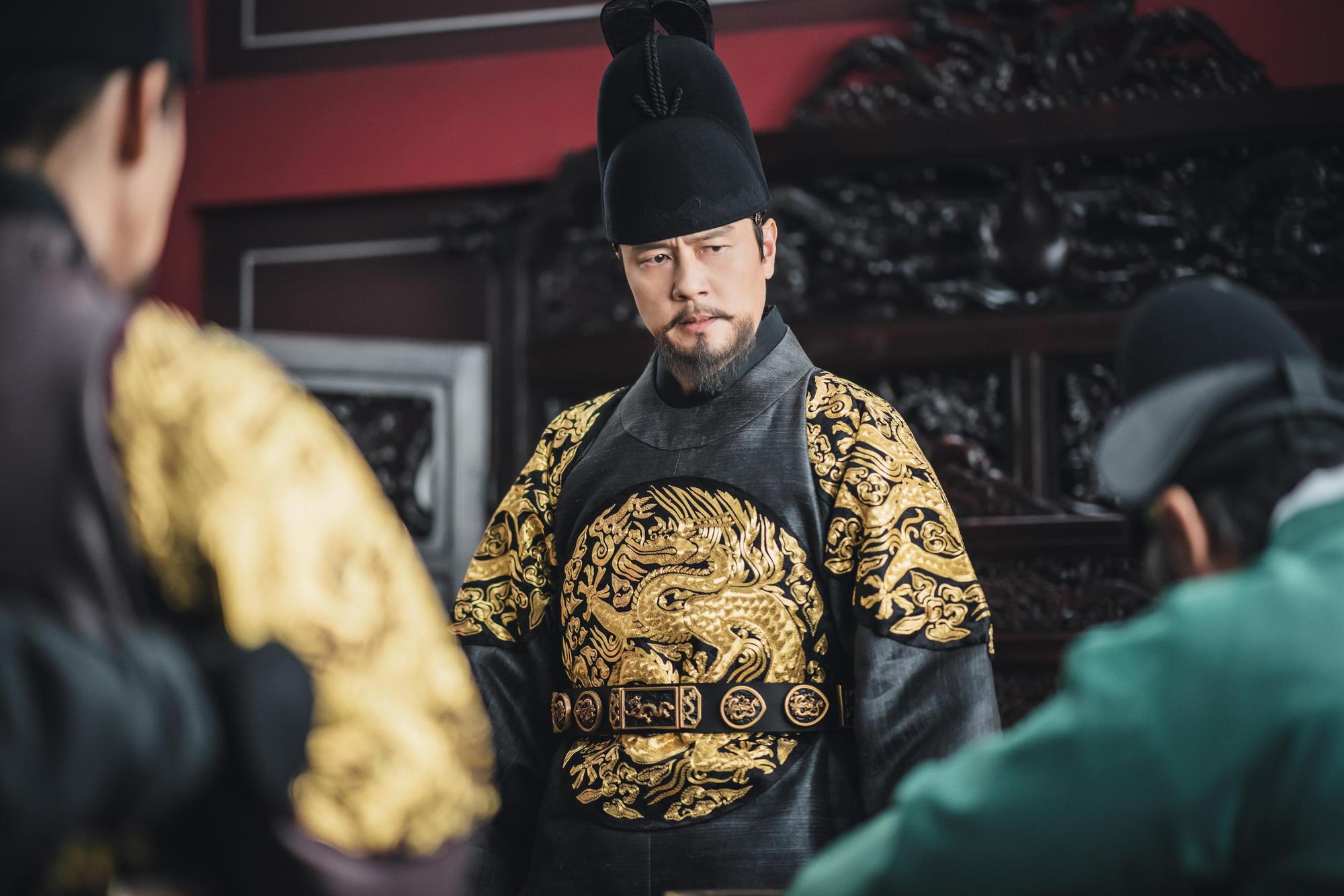 甘宇成飾演太宗濫殺無辜百姓,遭質設定疑扭曲史實。(friDay影音提供)