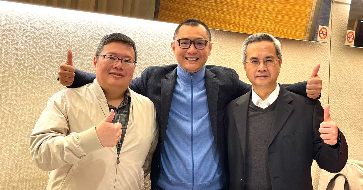 優你康今年改選董監事，拋出夢幻組合的總經理林明政和員工喊話：一起拚蛻變。