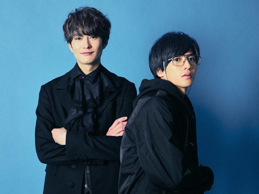 志尊淳(右)與岡田將生(左)合演的《三角窗外是黑夜》將於2021年金馬奇幻影展上映。(翻攝自志尊淳IG)