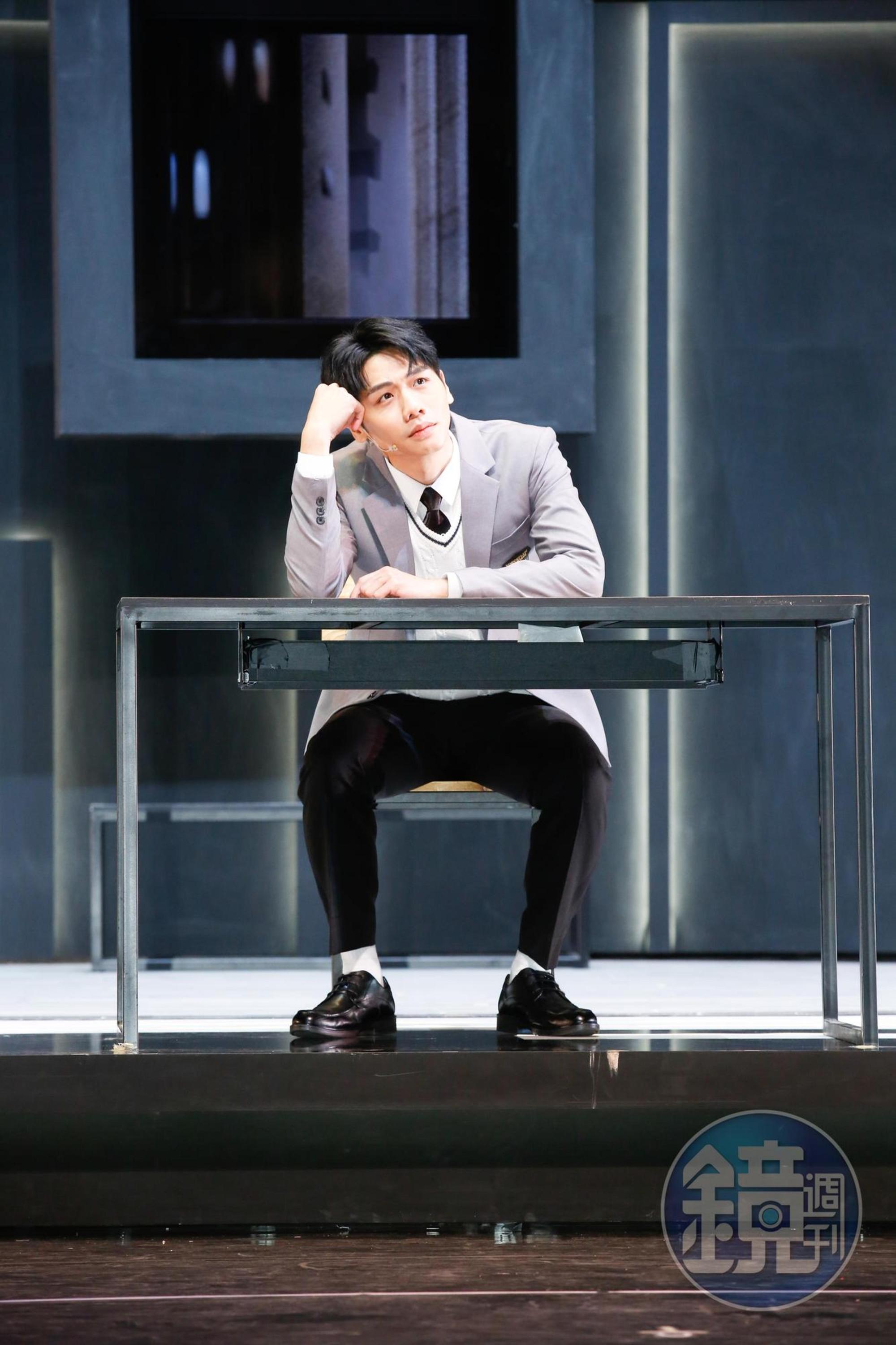 蔡旻佑挑戰飾演14歲到19歲的角色,對於聲音處理靠觀察路上的小朋友來揣摩。