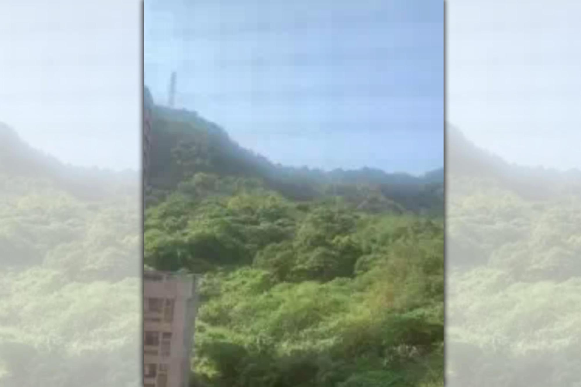 南港山區驚現「怪獸嘶吼聲」，有網友錄製影片PO上網求解。（翻攝自jun chang臉書）
