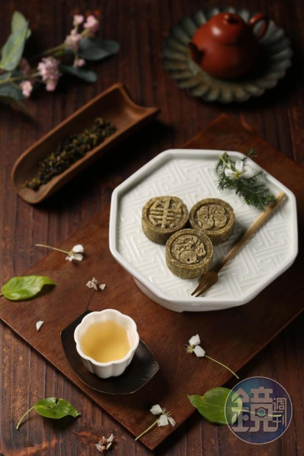 「麻油冰鎮綠豆糕」細膩香醇，麻香誘人。（100元／3個）