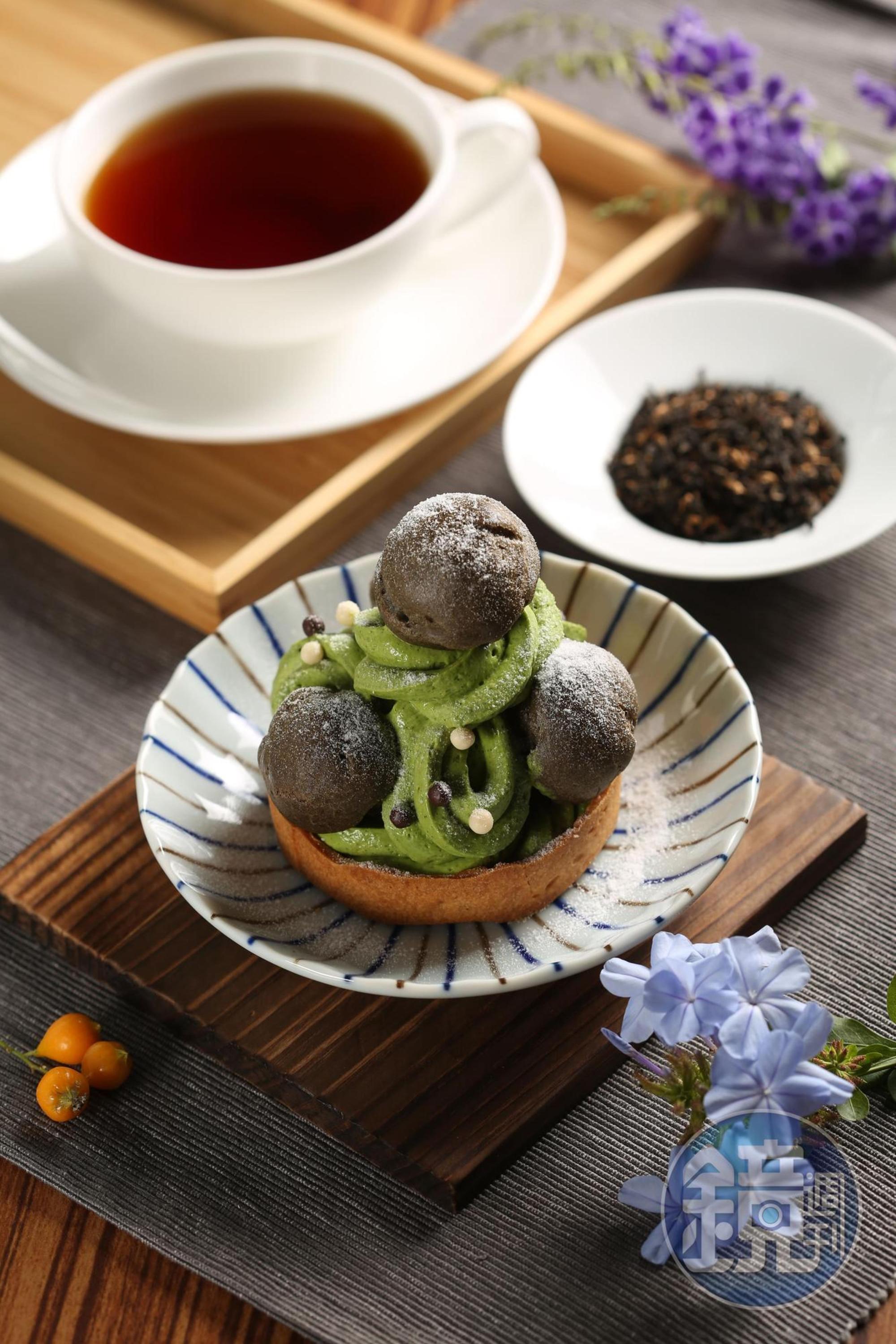 「抹茶聖托諾雷」像顆小聖誕樹，看似膩人實際上卻是甘口的小清新。（120元／份）