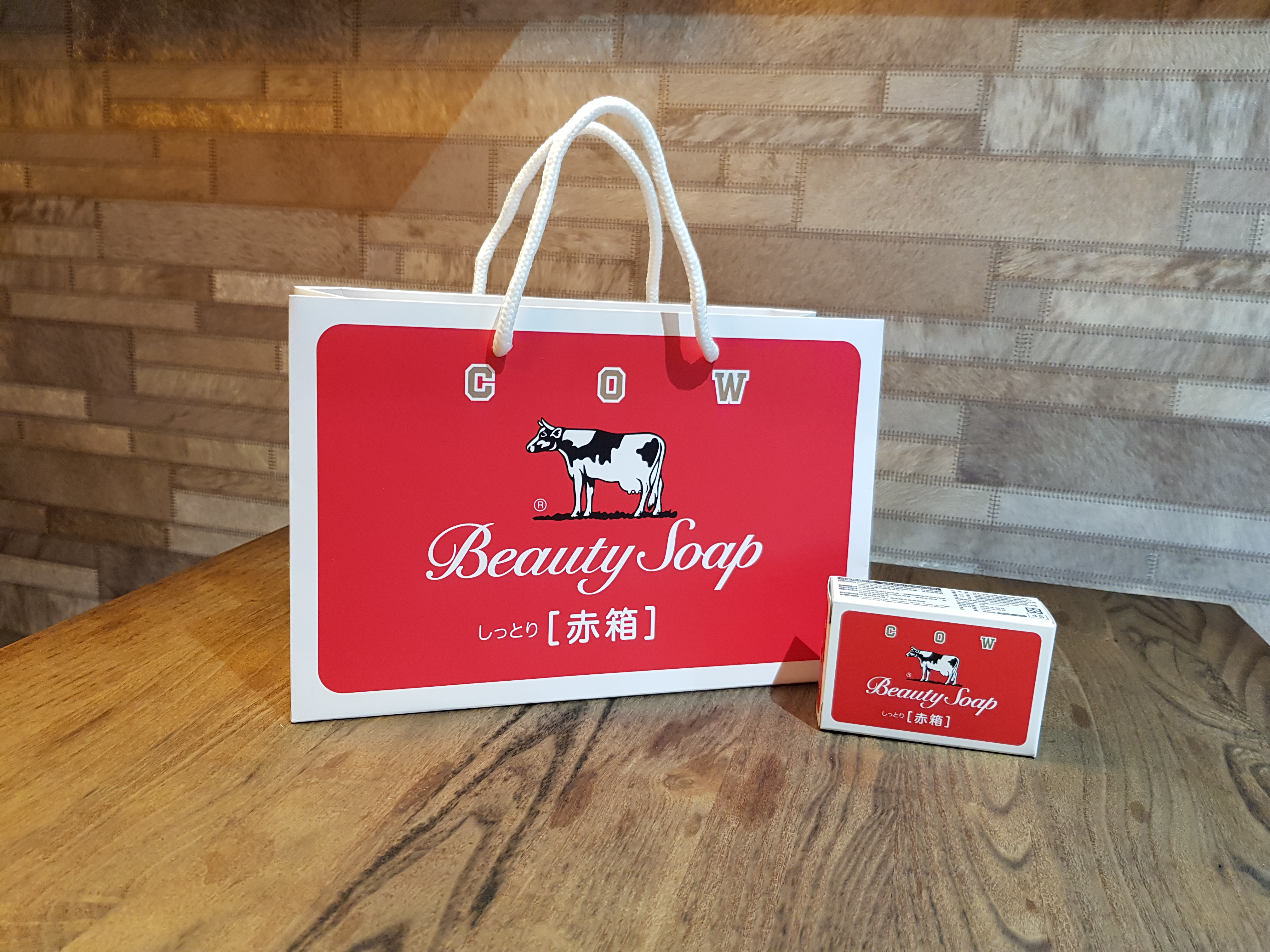 牛乳石鹼紅盒皂被譽為日本香皂天后。（牛乳石鹼提供）
