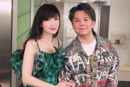 周慧敏的美照曝光以後,凍齡外貌讓網友們大呼「為什麼還可以這麼漂亮」。(翻攝自周慧敏IG)