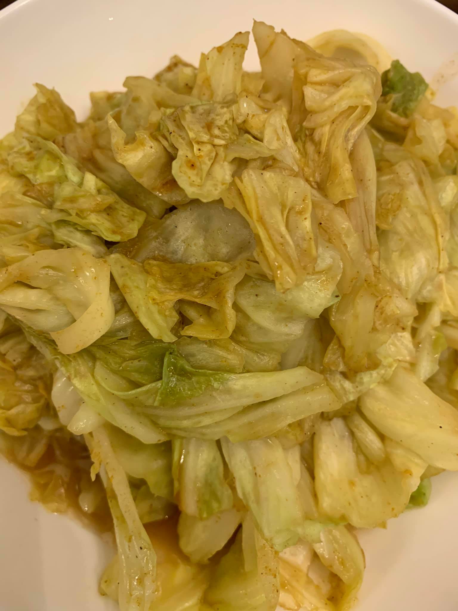 咖哩口味的高麗菜（長年吉祥）。