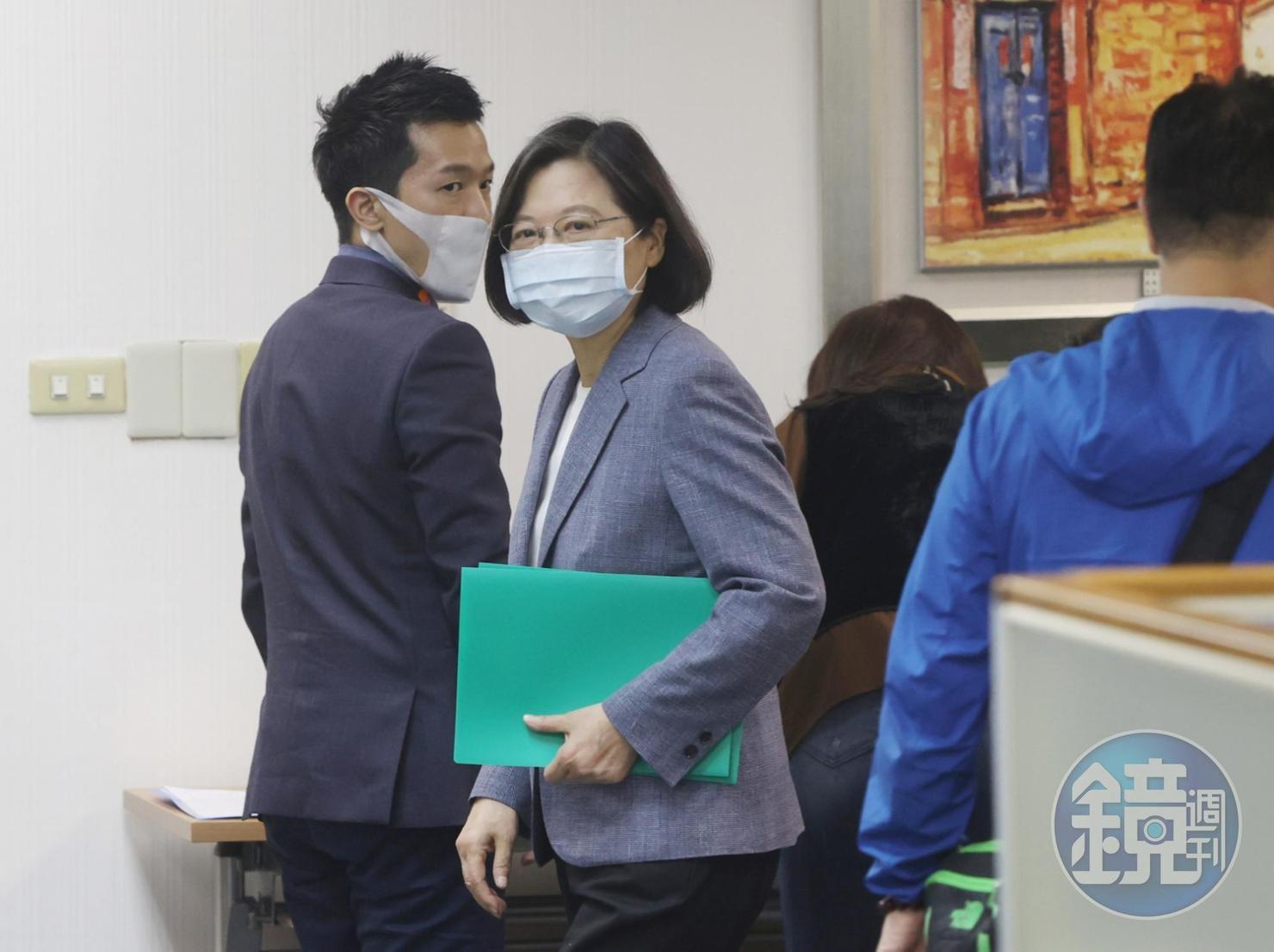 總統兼民進黨主席蔡英文今出席民進黨中常會。