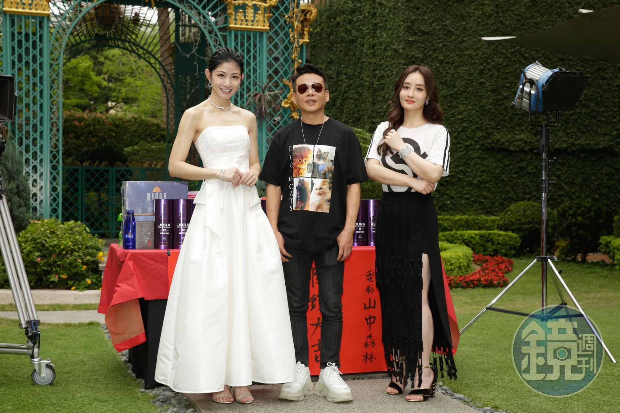 李康生（中）片中分別與李千那（左）與陳德容（右）有感情糾結，2位女星也出動珠寶首飾拚場，陳德容的首飾價值更高達2,000萬元。