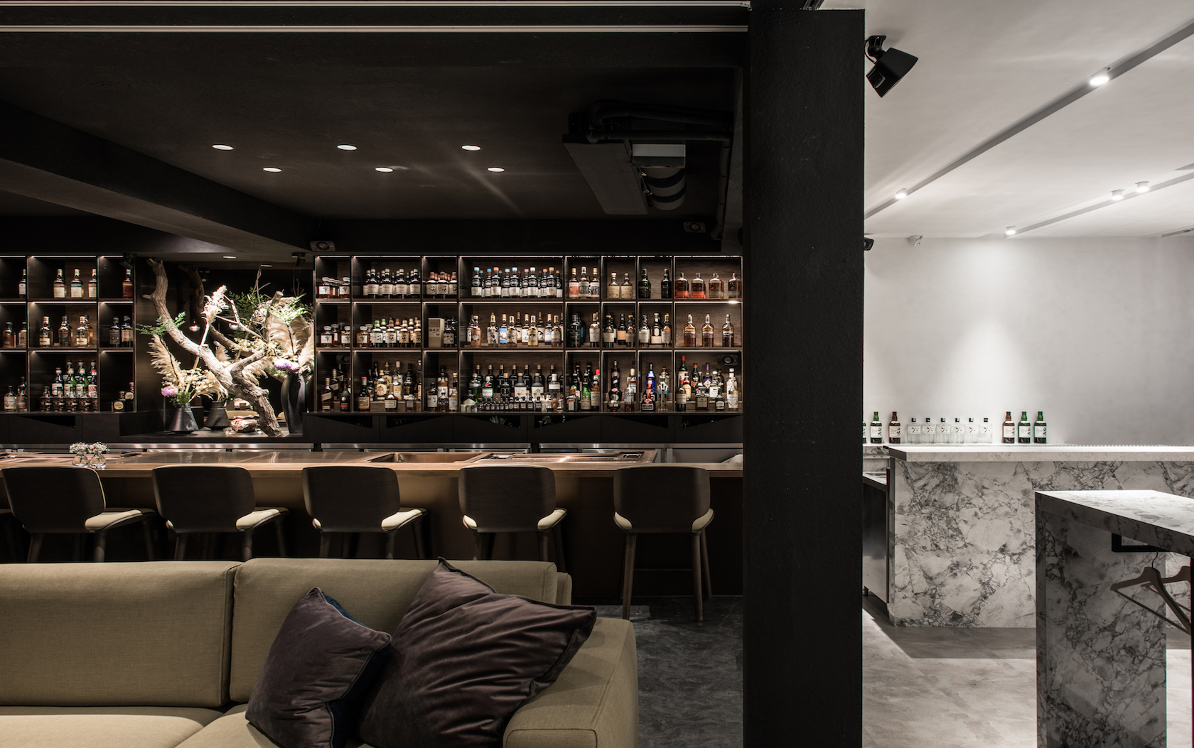 獲選亞洲 50 大酒吧(Asia’s 50 Best Bars)的「吧沐 Bar Mood」以水果、茶、花朵自製而成的 infuse 調酒最為知名。(平塚牧人提供)