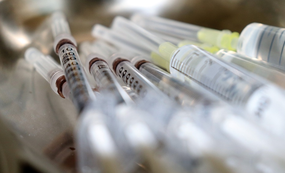 因藥廠人員出包，嬌生1,500萬劑新冠疫苗報廢了。（示意圖，pixabay）