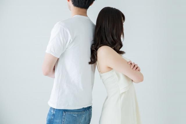 原PO表示,如果結婚一定會選跟媽媽同住。(示意圖,photoAC)