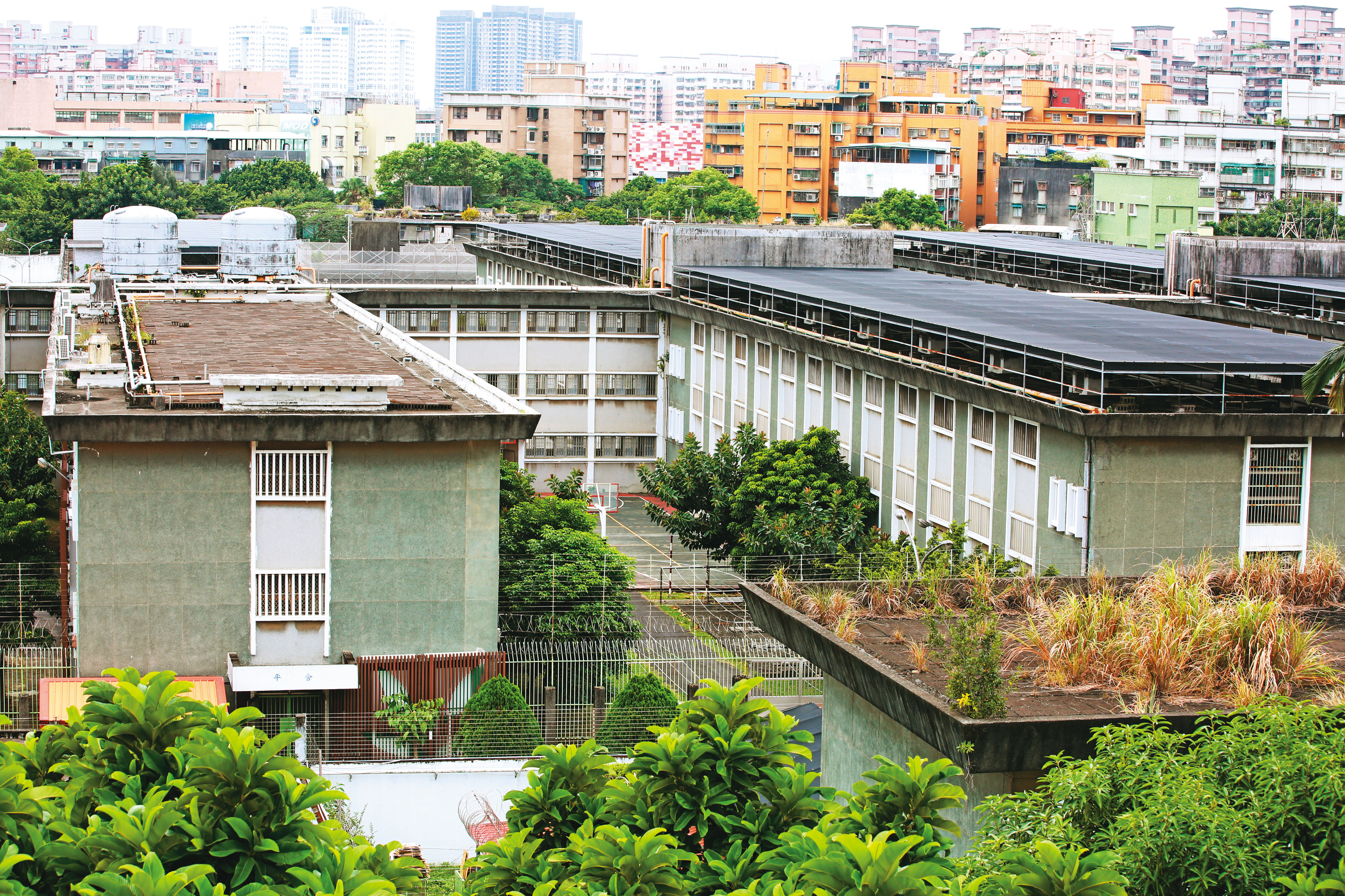 2年前,被判死刑的凶手在台北看守所(圖)內,用50條橡皮筋自縊身亡。