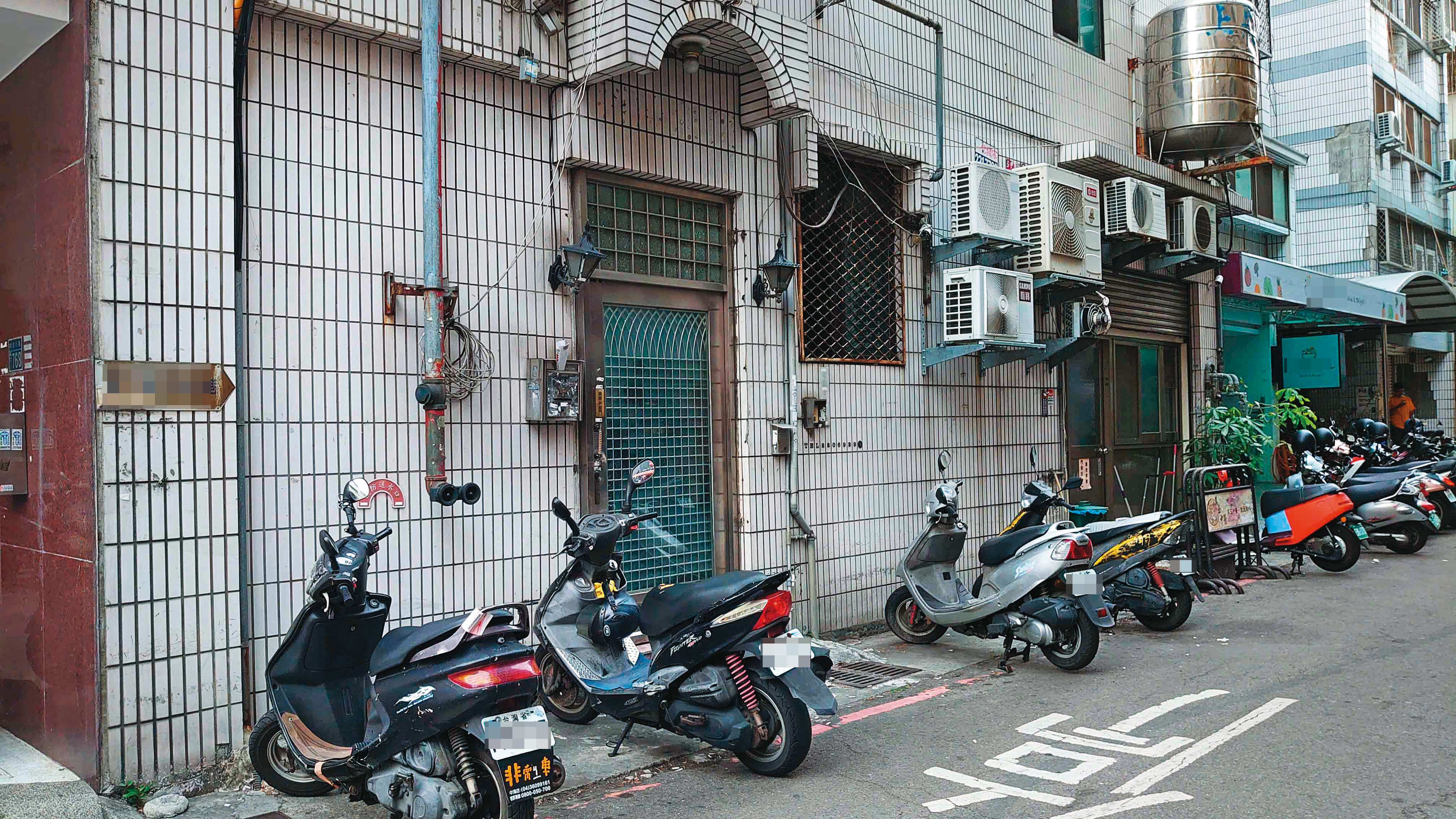 台中這處暗藏1樓1鳳的大樓，曾遭警方多次掃蕩，卻總是死灰復燃。