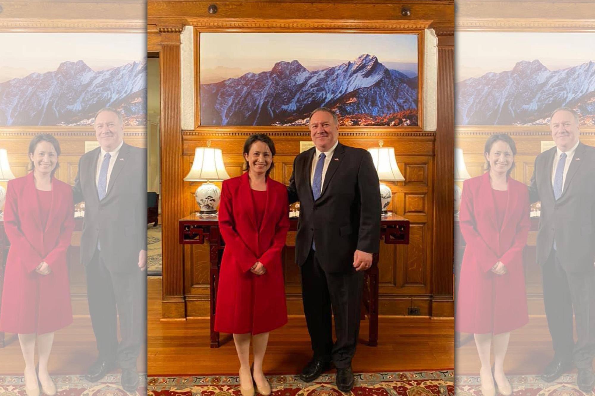 駐美代表蕭美琴與前美國國務卿蓬佩奧在雙橡園會晤。（翻攝自蕭美琴臉書）