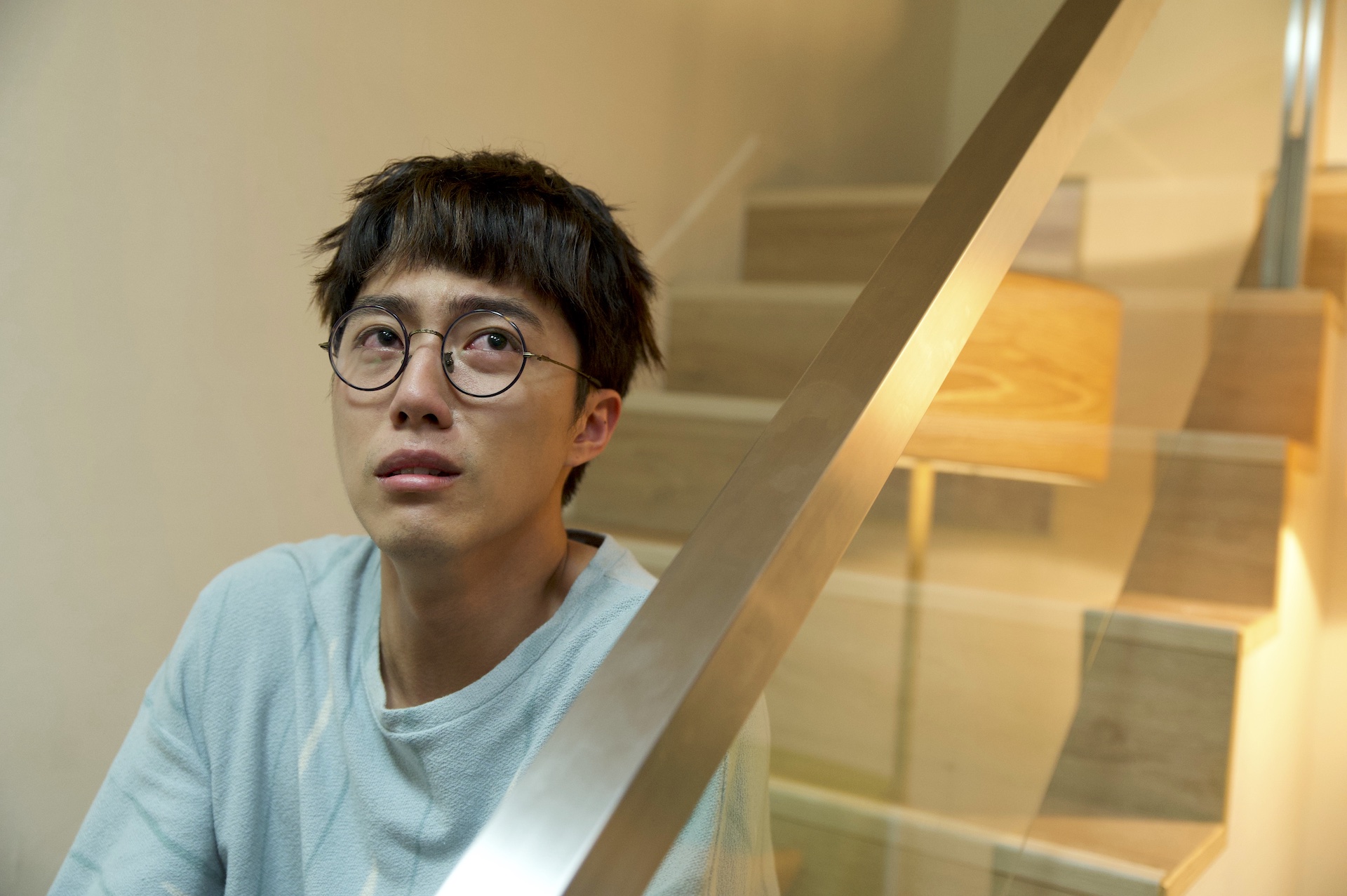 蔡凡熙以為失去心愛的牠，蹲角落爆哭。（七十六号原子提供）