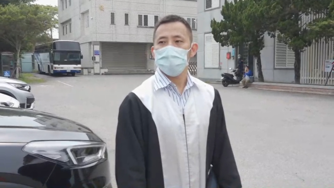 李男的律師面對記者詢問，謹表示無可奉告。