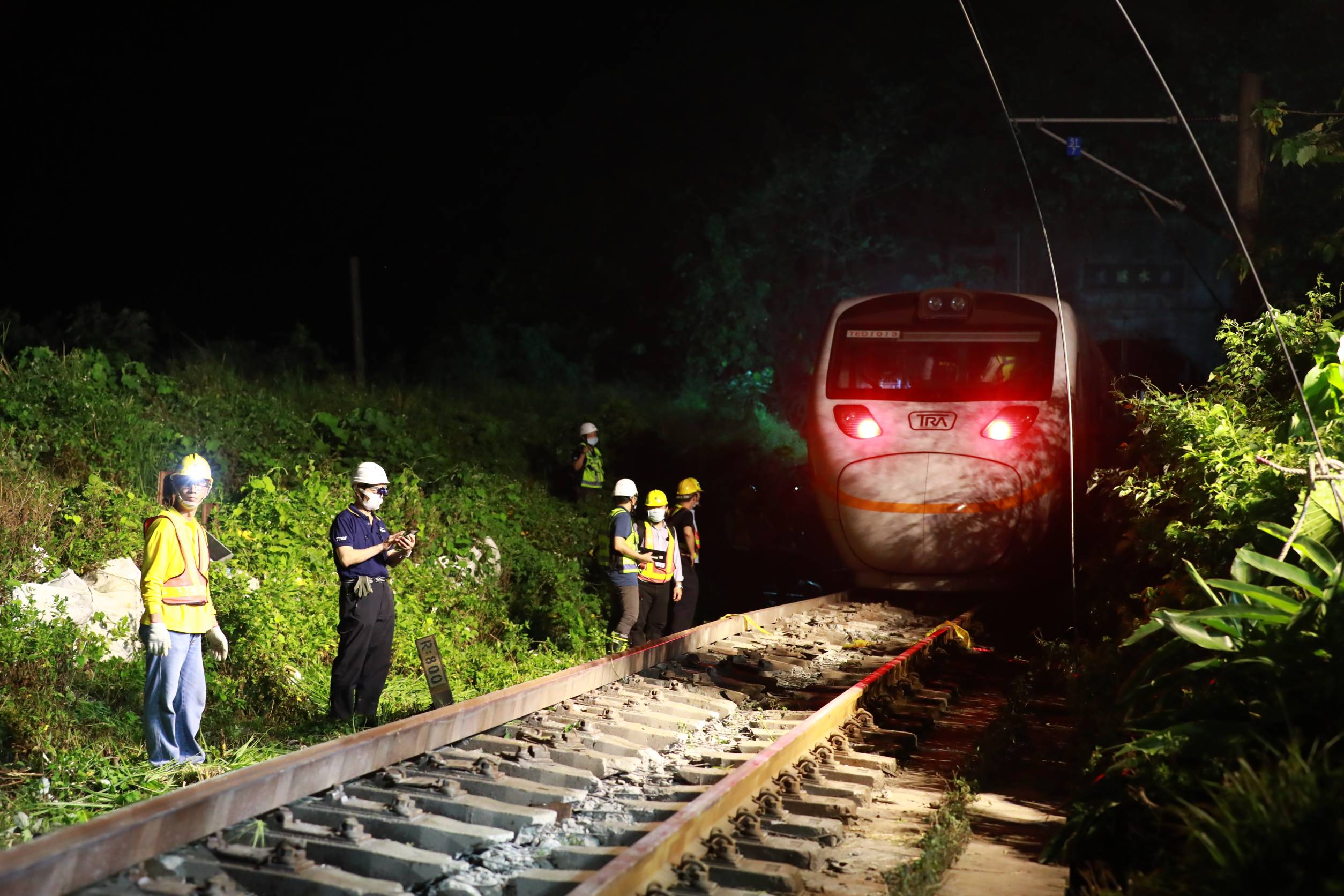 台鐵發生重大意外事故，國際間高度關注，並對受災民眾表示慰問與哀悼。