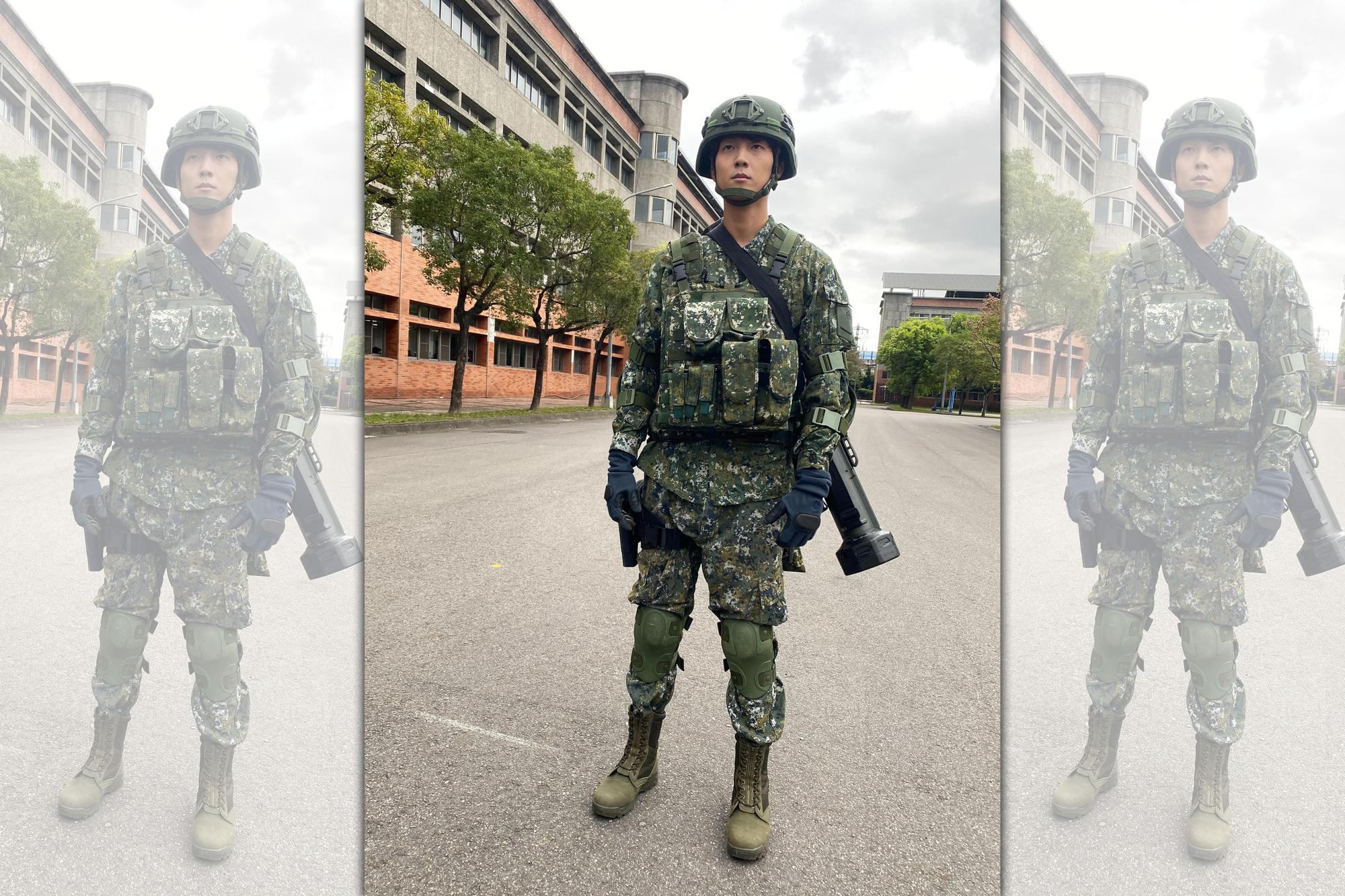 許書豪日前受國防部之邀，拍攝軍中「莒光園地」單元。（國防部提供）
