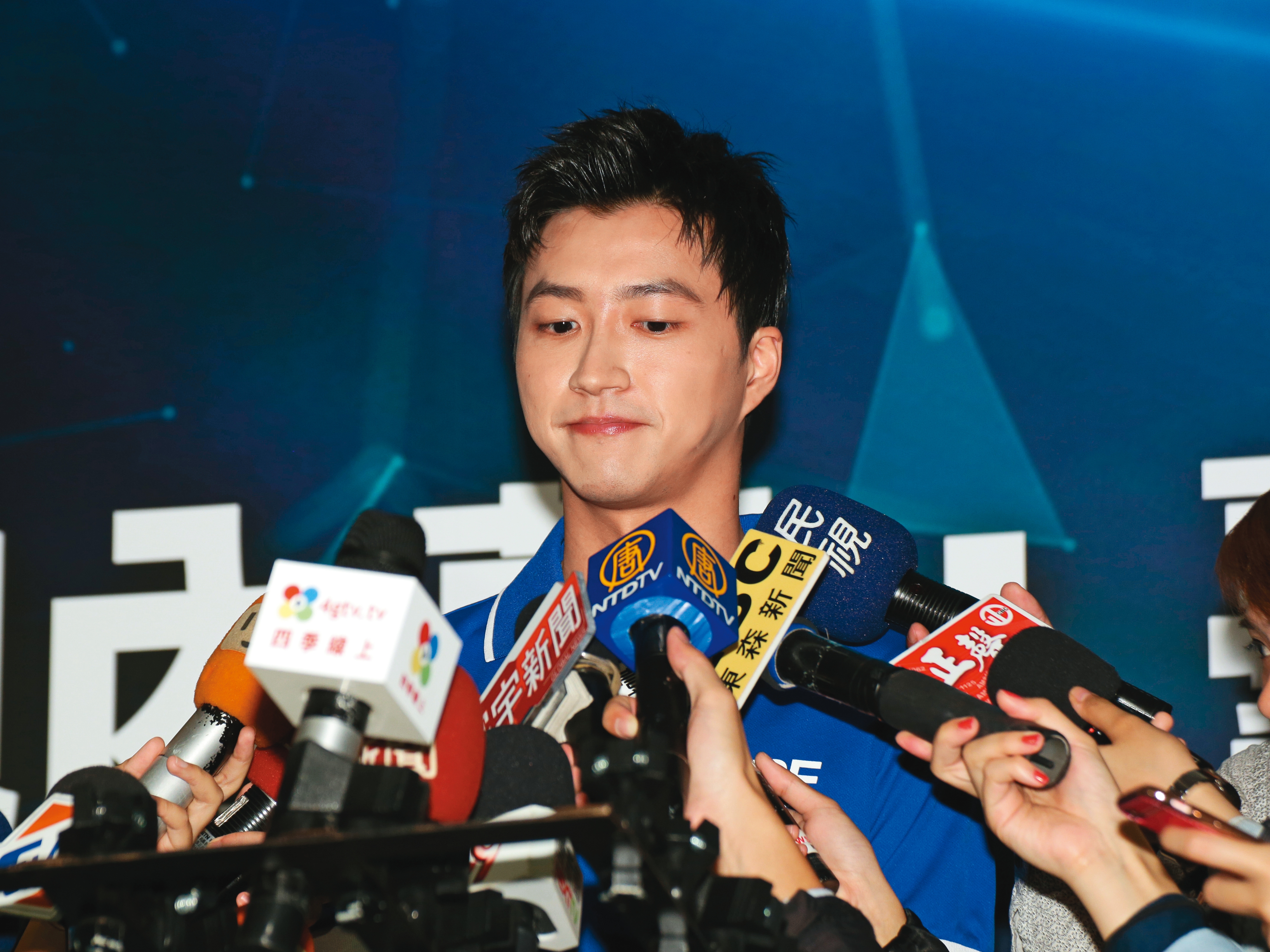 江宏傑傳出最近已經心灰意冷，而且做好離婚打算，並把孩子留在身邊，靠自己或者家人幫忙照顧。