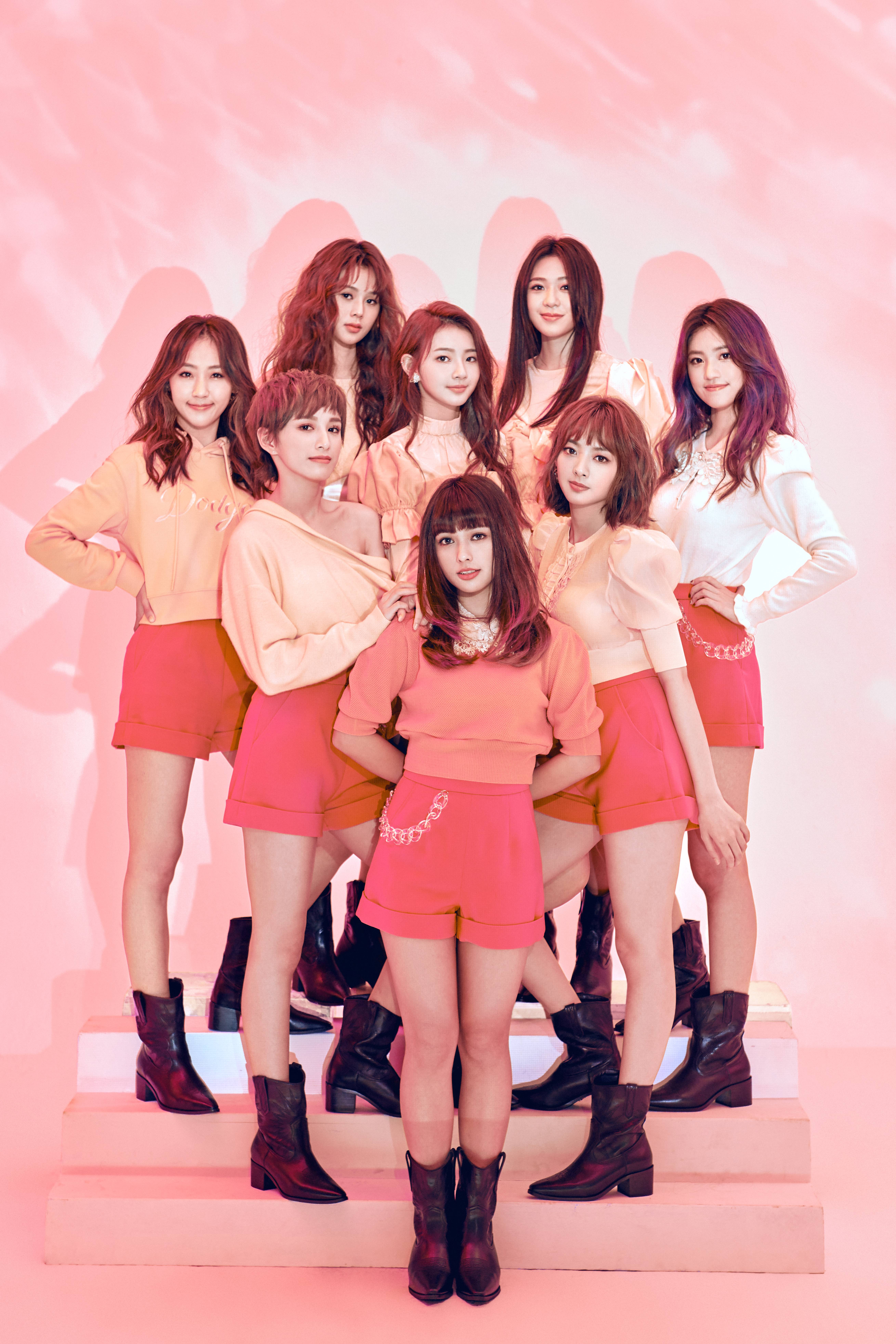 PINK FUN的新歌〈FOREVER PINK〉將於本週三 （7日）在Hit FM完整首播，並在18日舉辦《FOREVER PINK FUN唯一見面會》。（索尼音樂提供）
