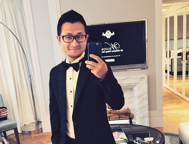 九把刀被拍到與周亭羽上摩鐵後，曾表示會與女友小內繼續交往，但隔年宣布分手，並在2017年與周亭羽結婚。（翻攝九把刀IG）