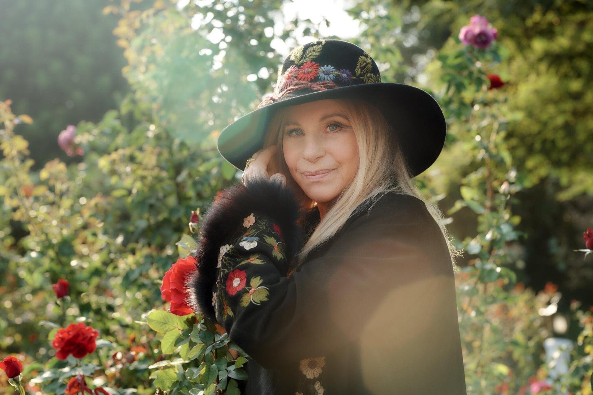 芭芭拉史翠珊相當關注台灣新聞。（翻攝Barbra Streisand推特）