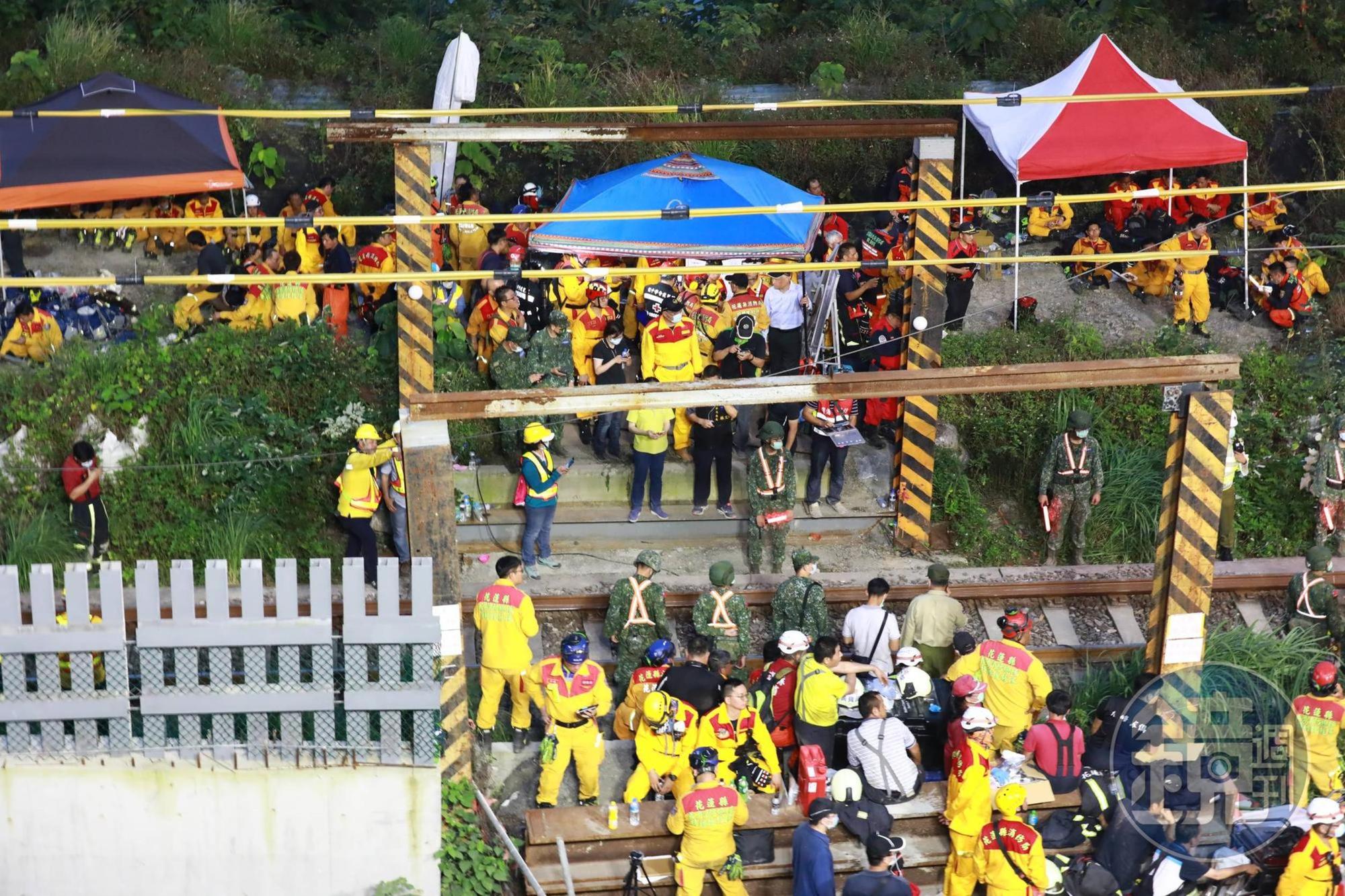台鐵太魯閣號事故造成50死、210人輕重傷悲劇。