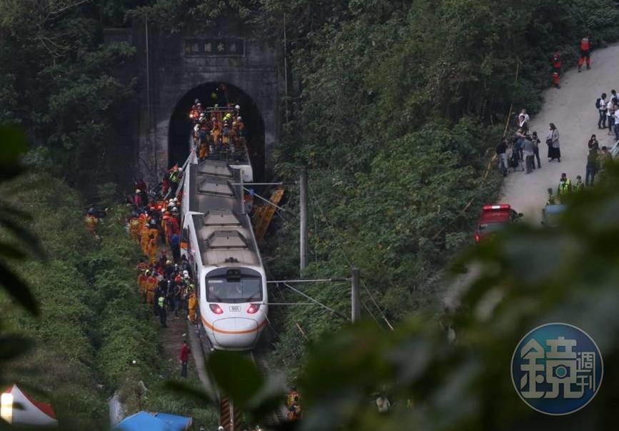 太魯閣號事故造成重大傷亡。