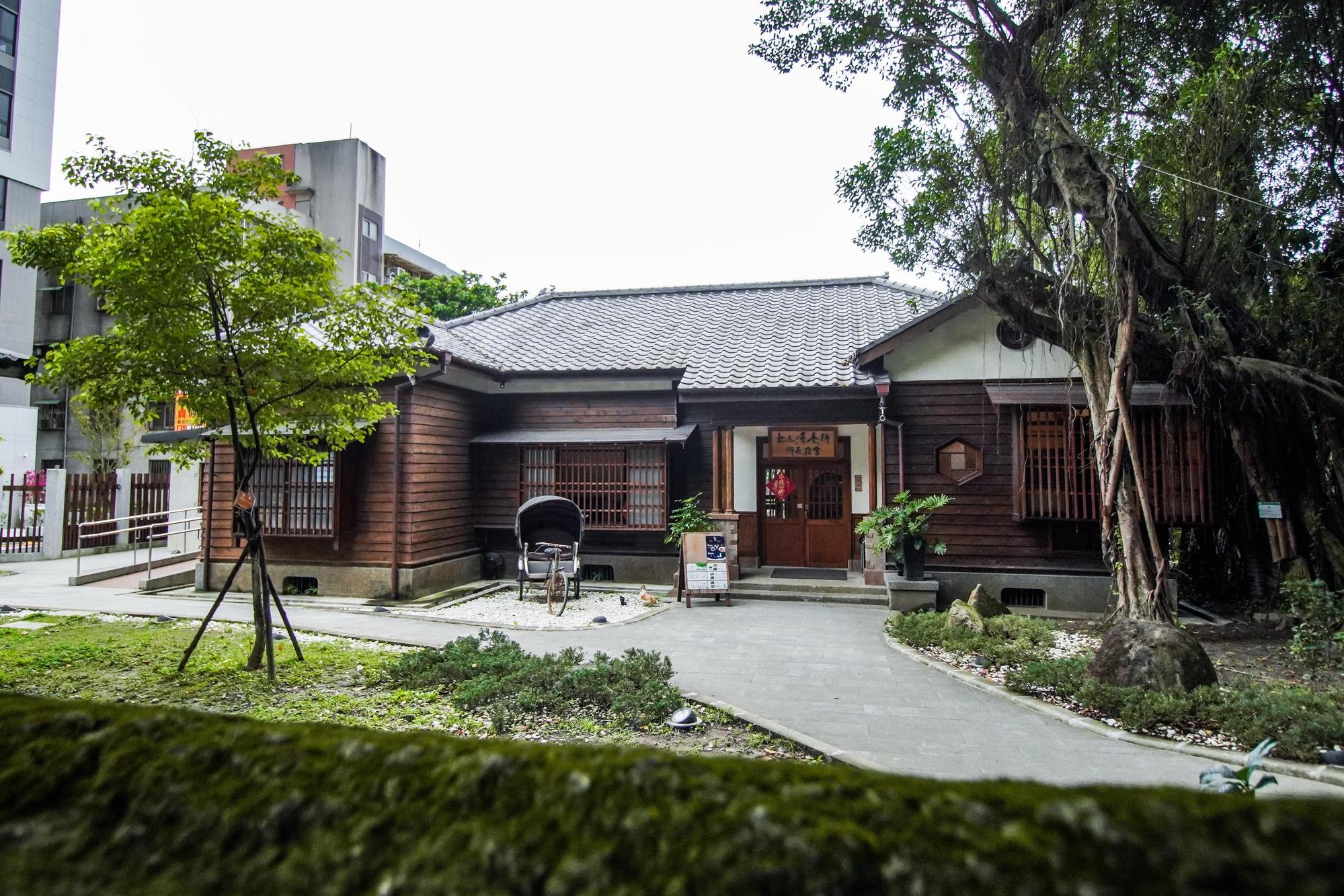 靜心苑前身為松山療養院所長宿舍。（台北市文化局提供）