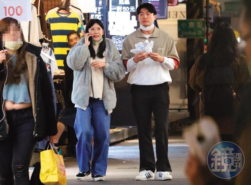 因劈腿害鄭亦真（左）變成小三，藍恭唯（右）發聲明致歉，並辭去黨務。