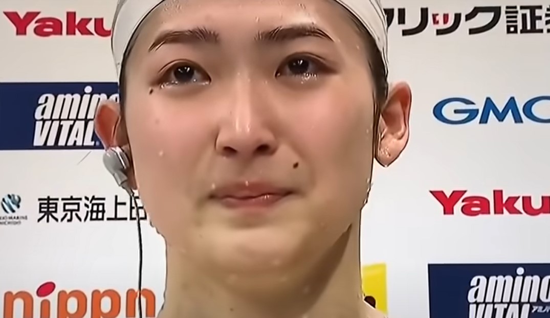 「天才少女泳手」池江璃花子日前奪金後，激動落淚。（翻攝自吉田隆之Youtube）