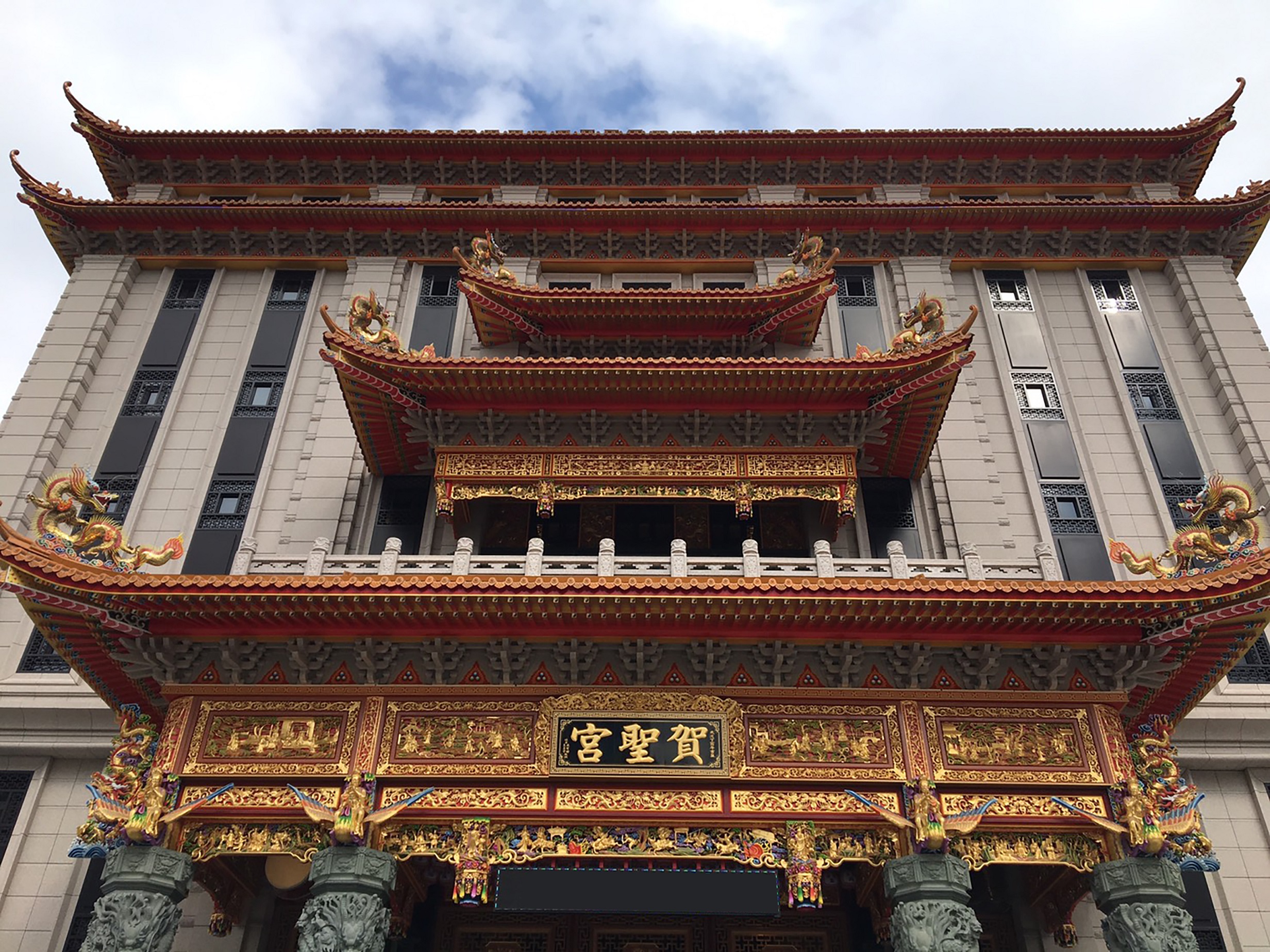 五股賀聖宮將於4月12日請來明華園總團戲演出《逐鹿天下》。（賀聖宮提供）