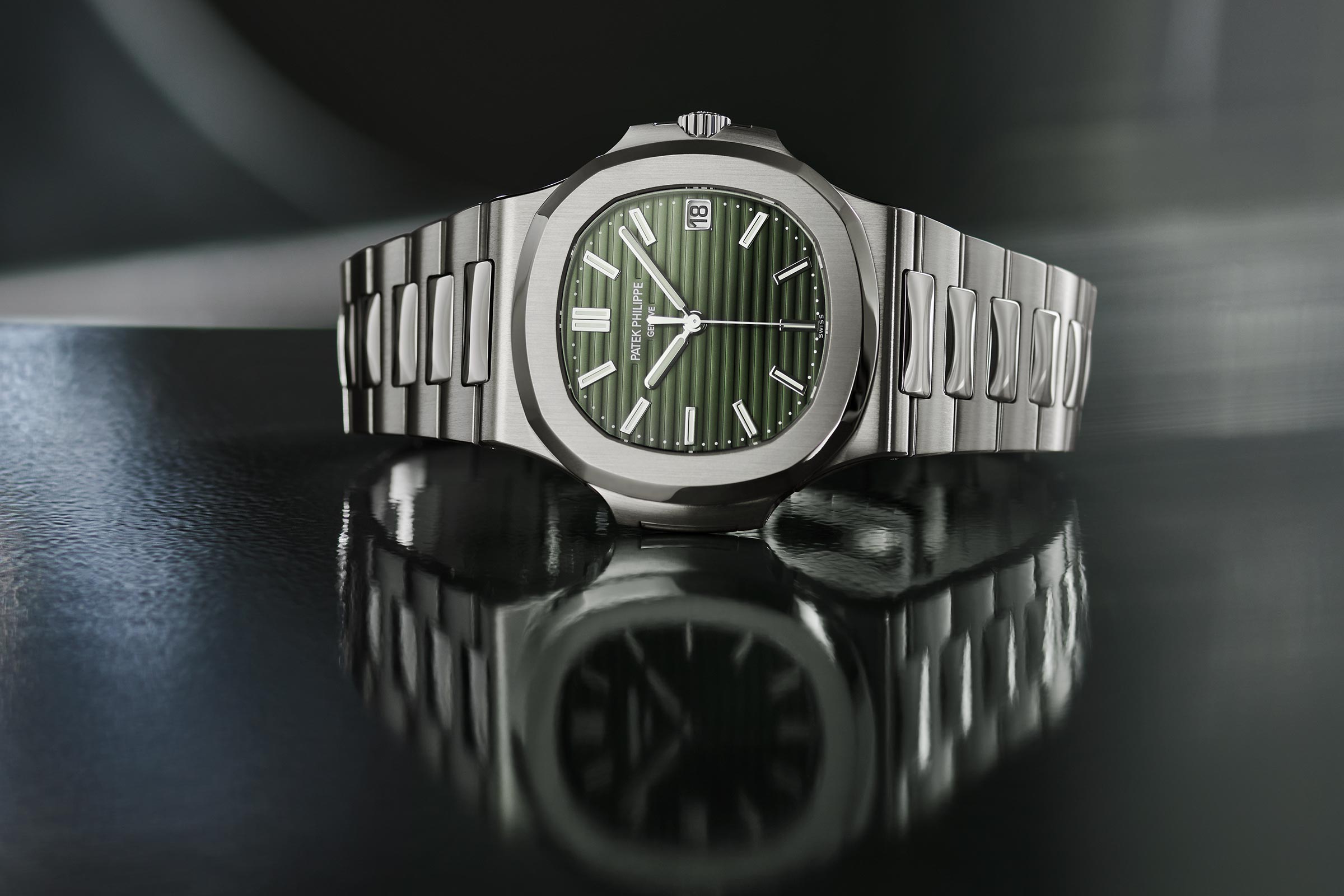 【新錶2021】藍綠交替！百達翡麗金鷹系列新作登場