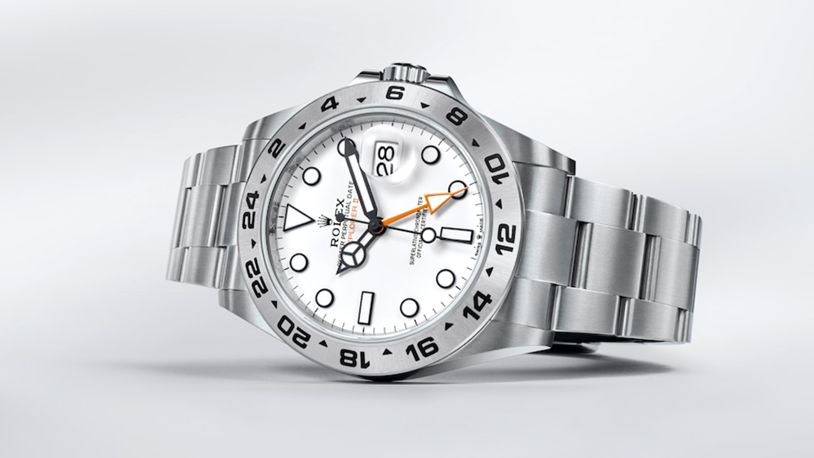 Oyster Perpetual Explorer II｜錶徑42mm，建議售價NT$ 282,000