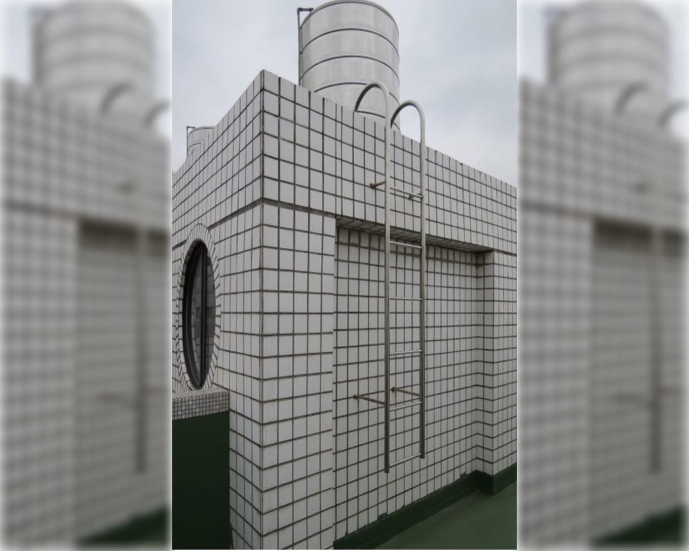 苗栗一名網友表示,停水期間鄰居把水塔的水全部用光,讓他超傻眼。(翻攝臉書社團「我是頭份人」)