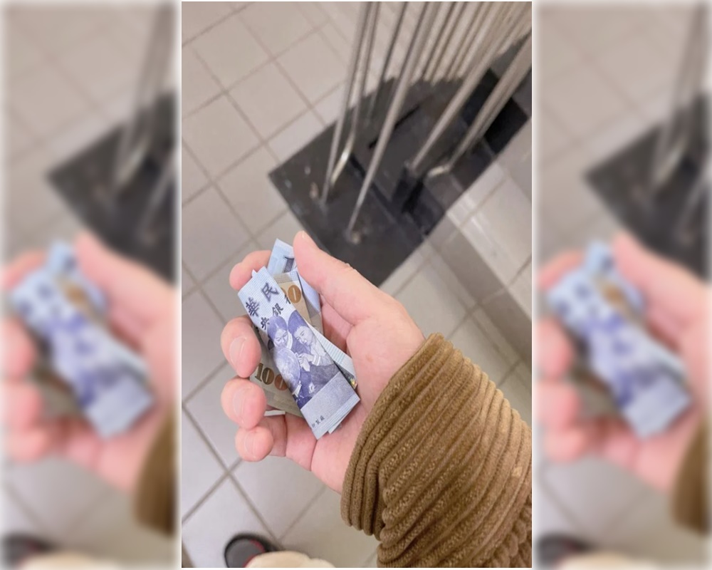 一名網友在「Dcard」分享被鄰居阿婆瘋狂塞錢及餵食的故事。（翻攝Dcard）